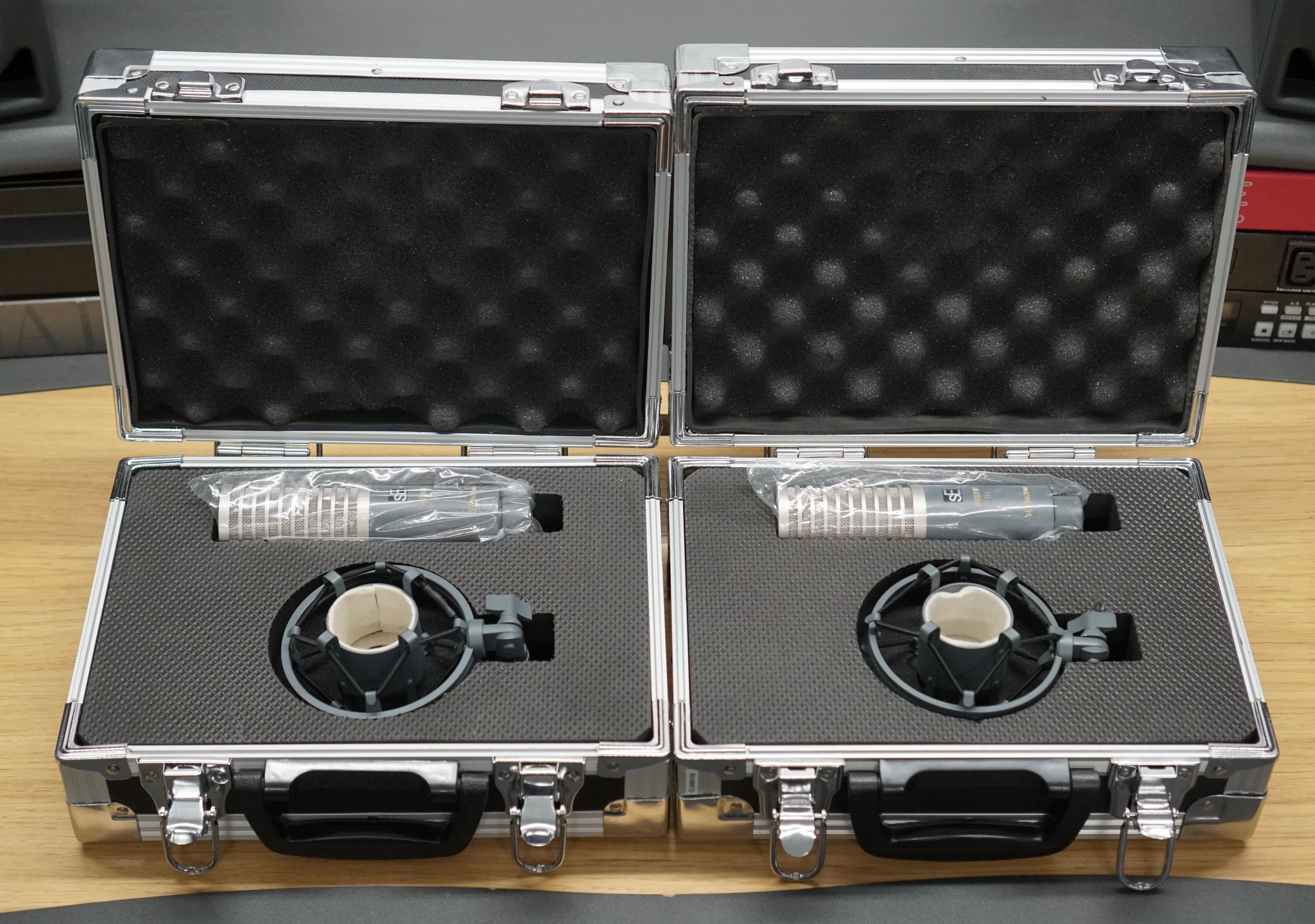 sE Electronics R1 Ribbon Microphone (Pair)