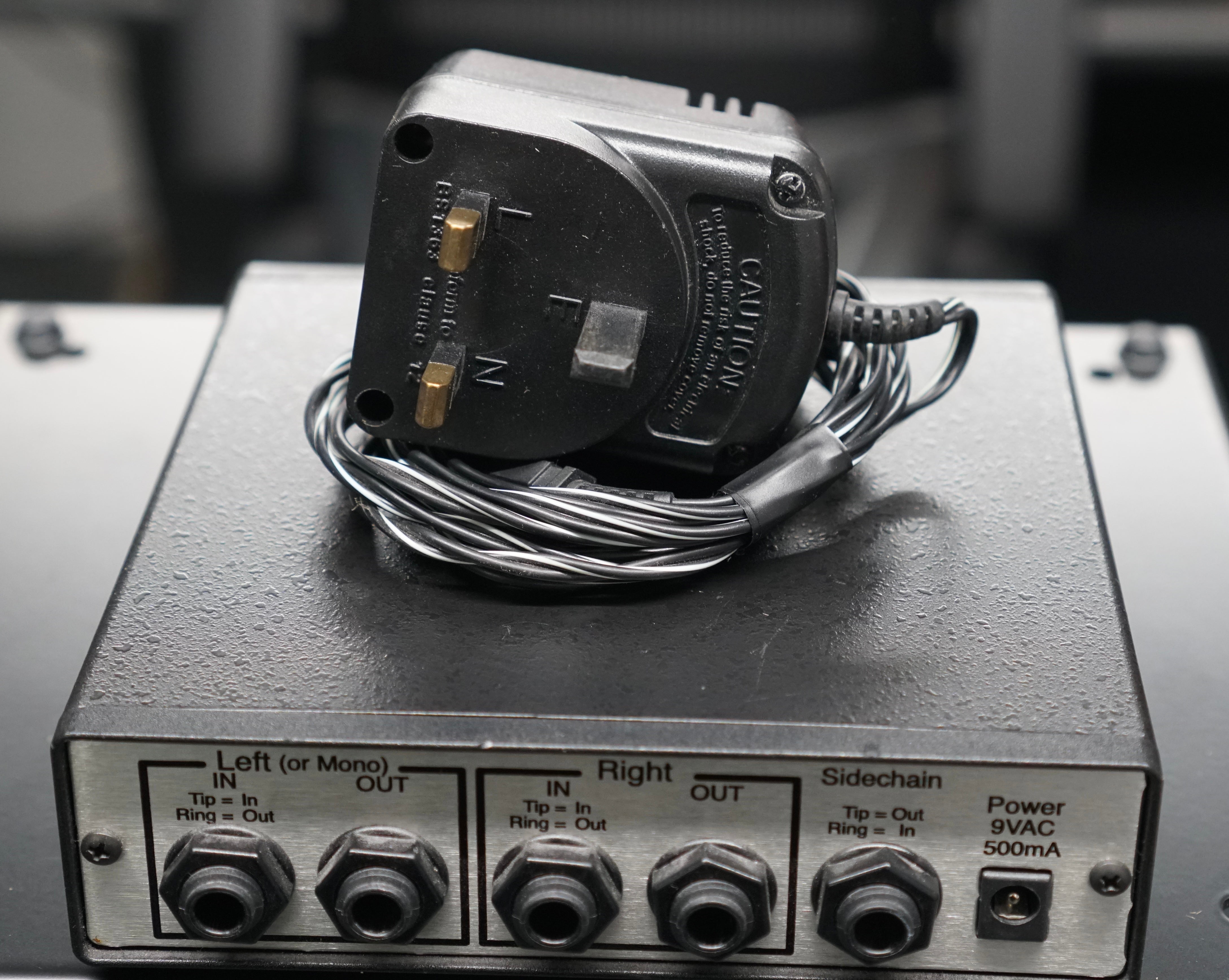 FMR RNLA7239 Really Nice Levelling Amplifier