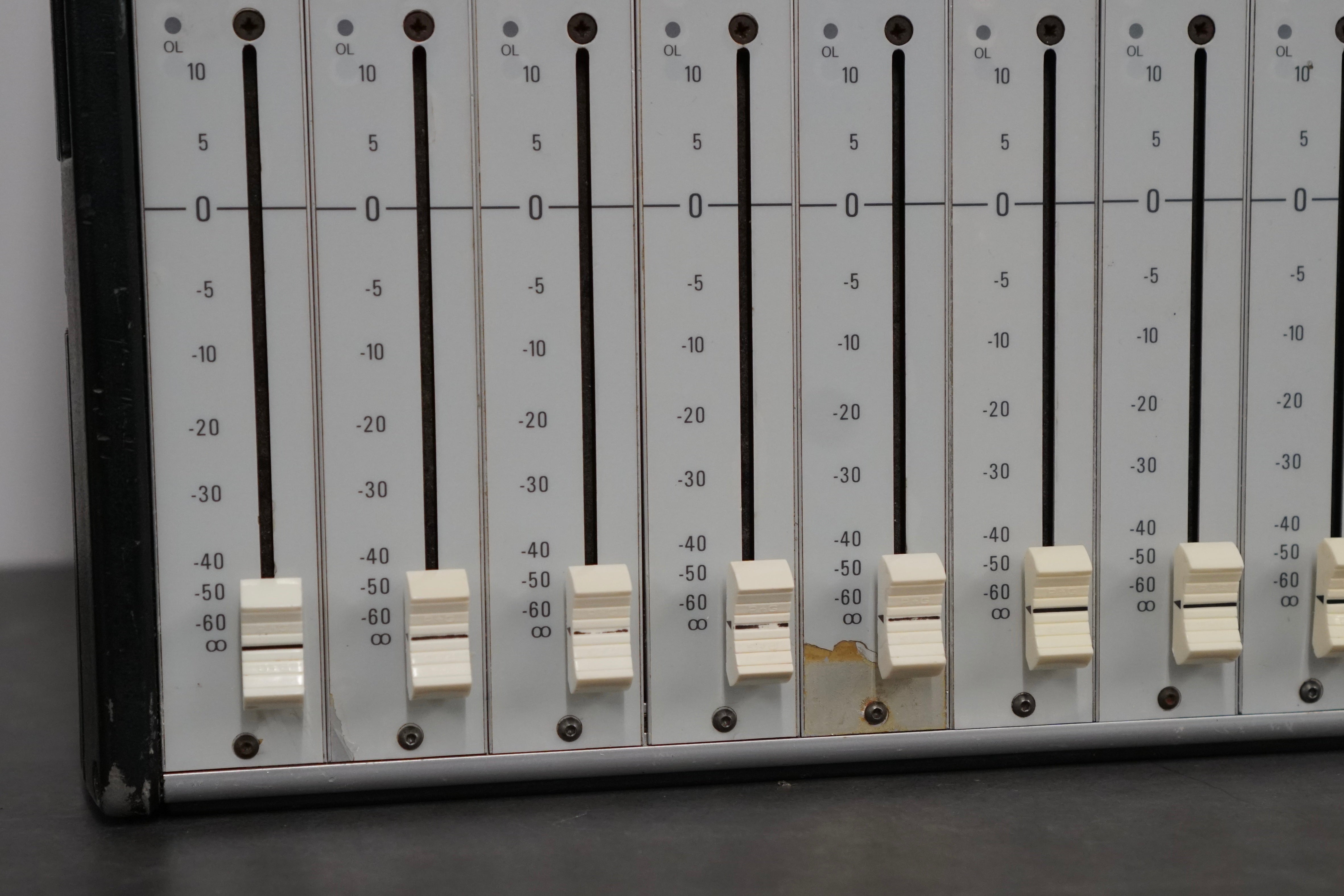 Audio Developments AD146 (10-channel)