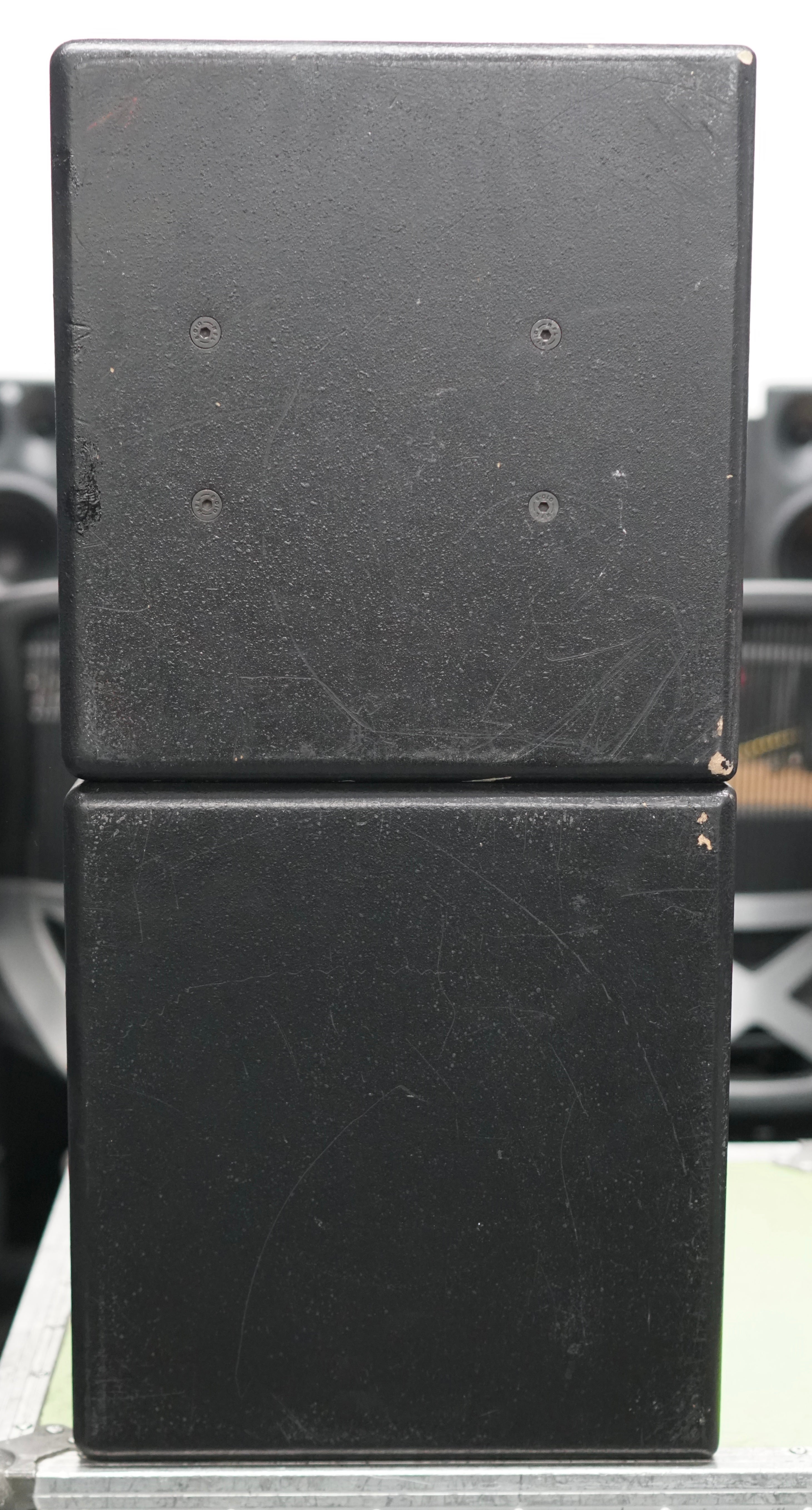 Quested V3110 (Pair)