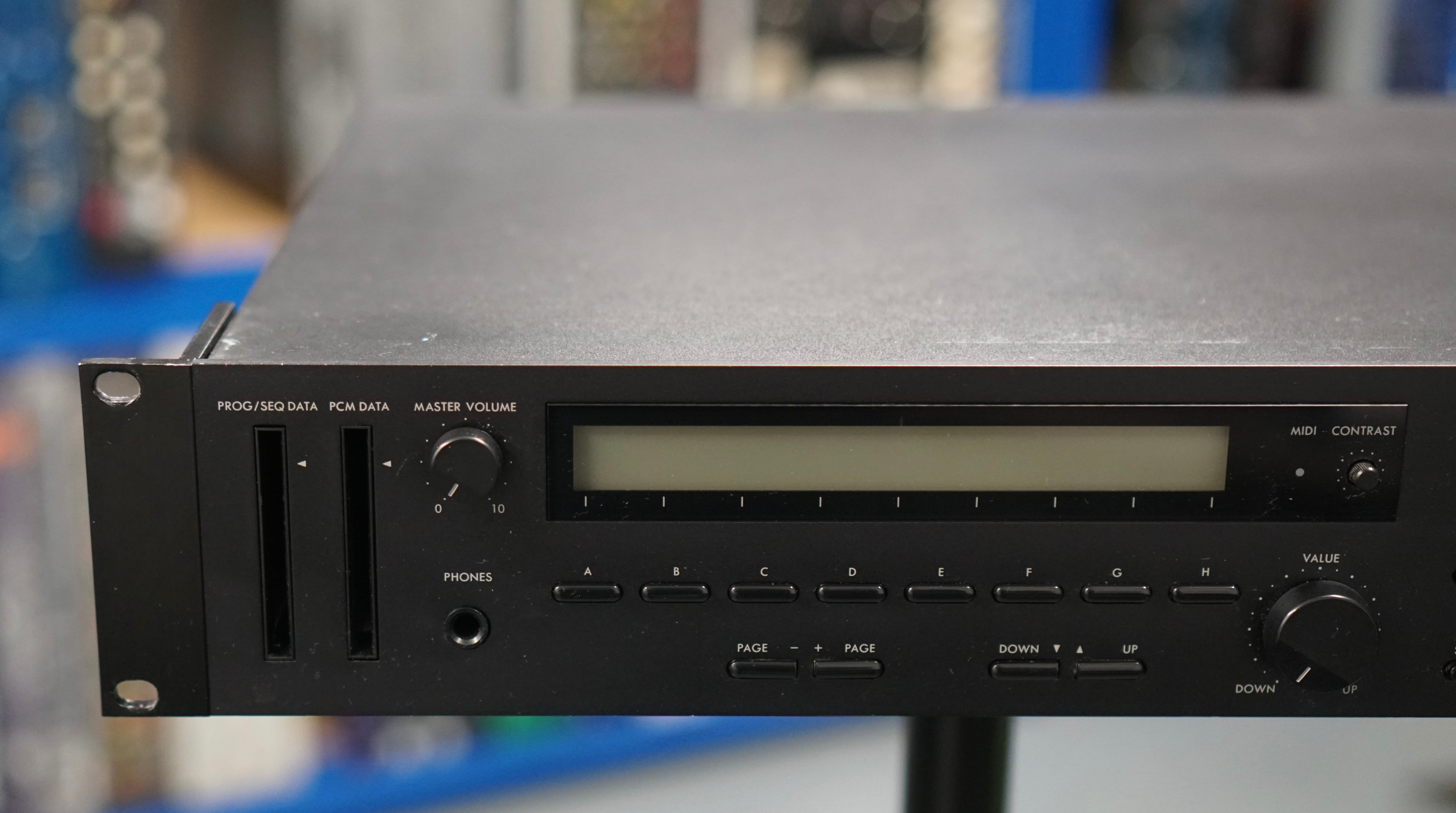 Korg M1R