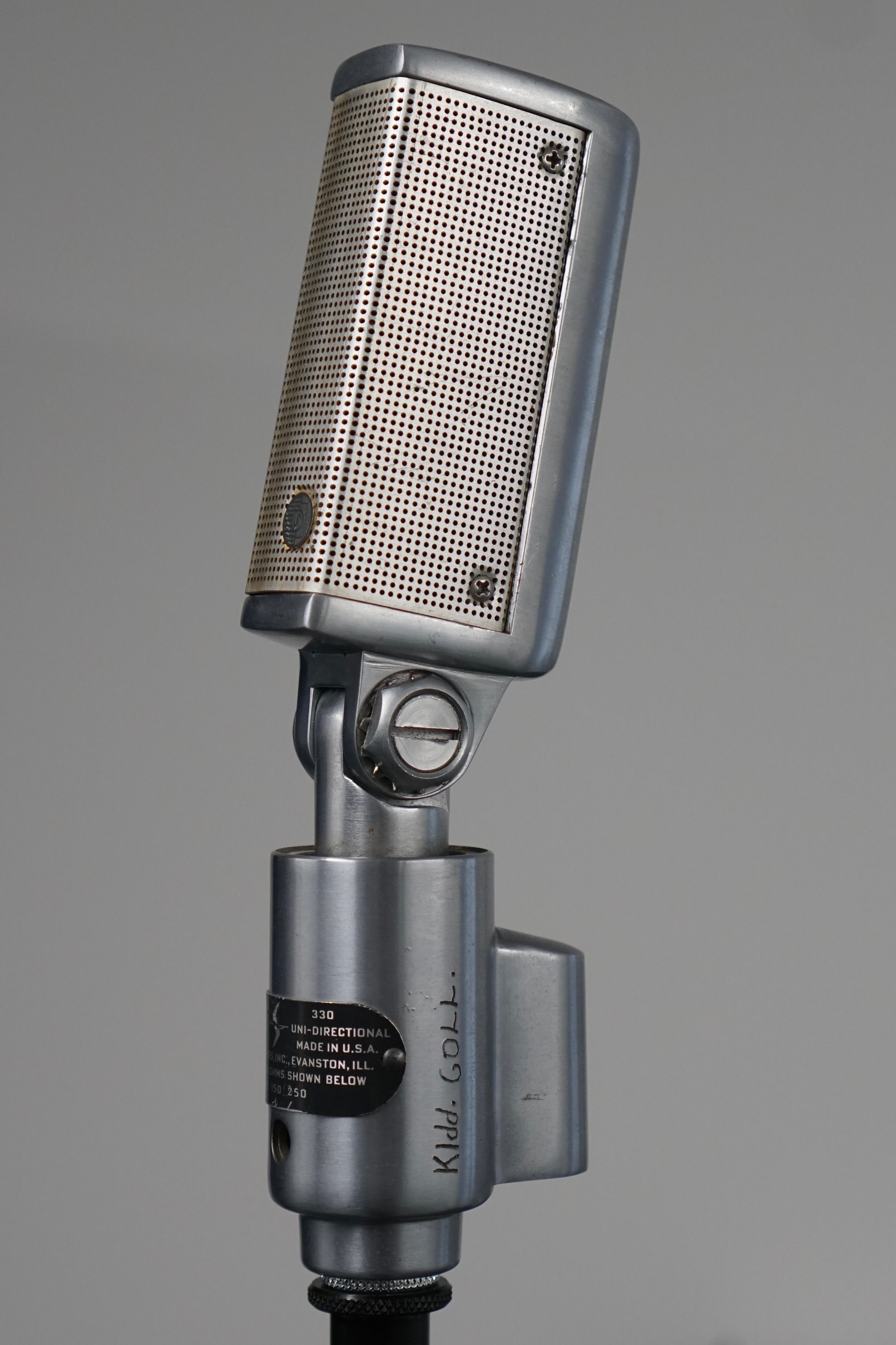 Shure 330 Ribbon Microphone
