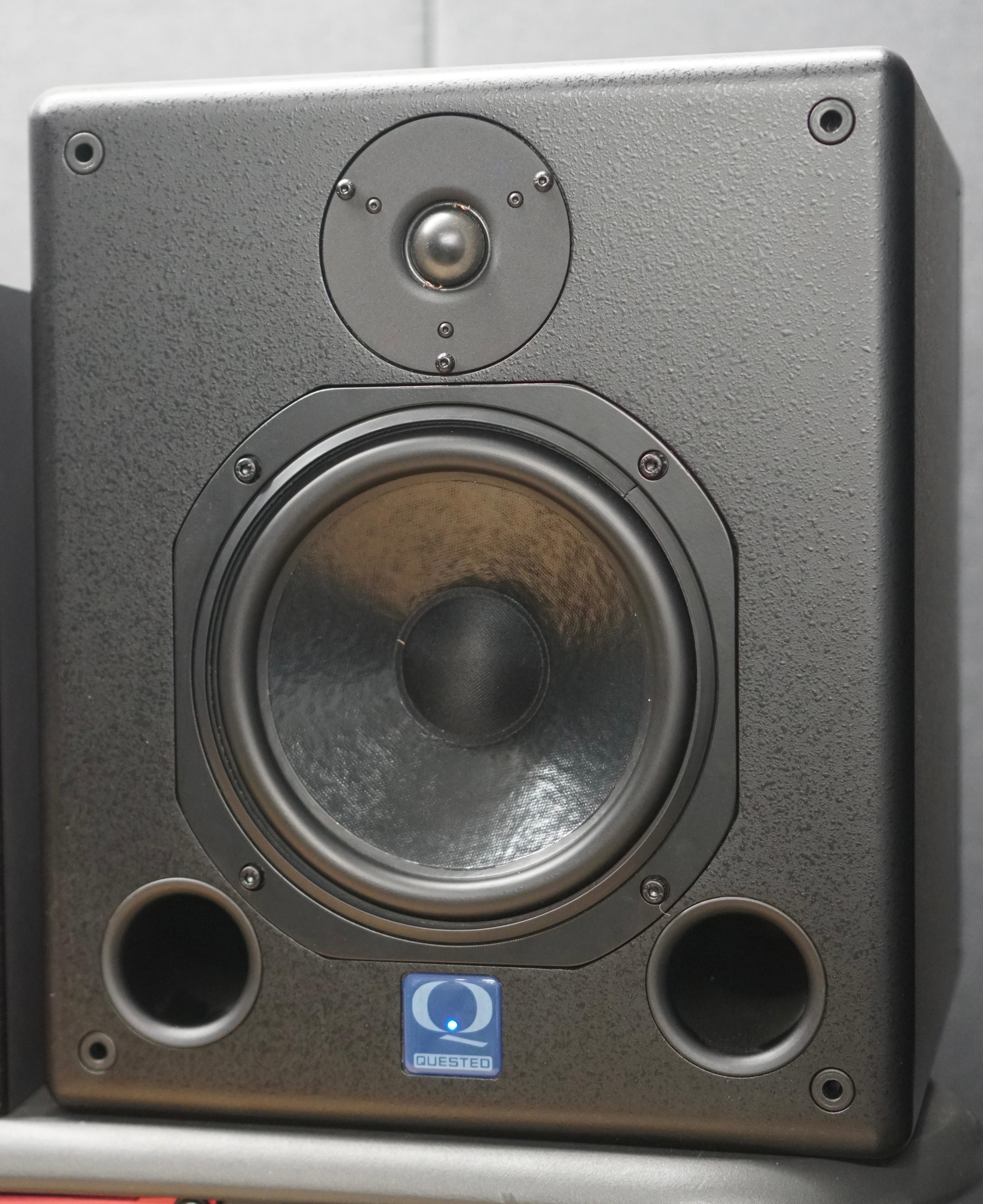 Quested V2108 (Pair)