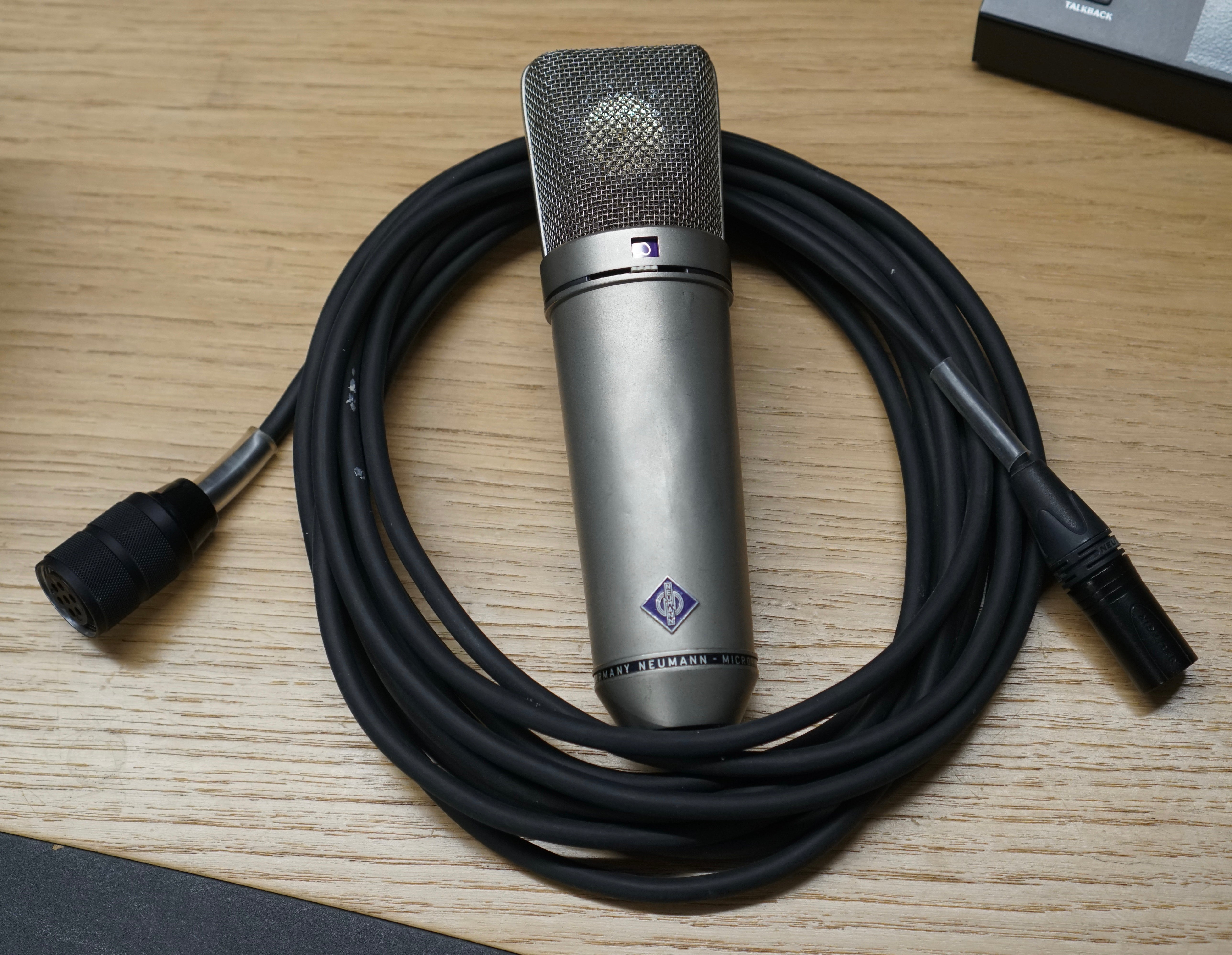 Neumann U87 (1971)