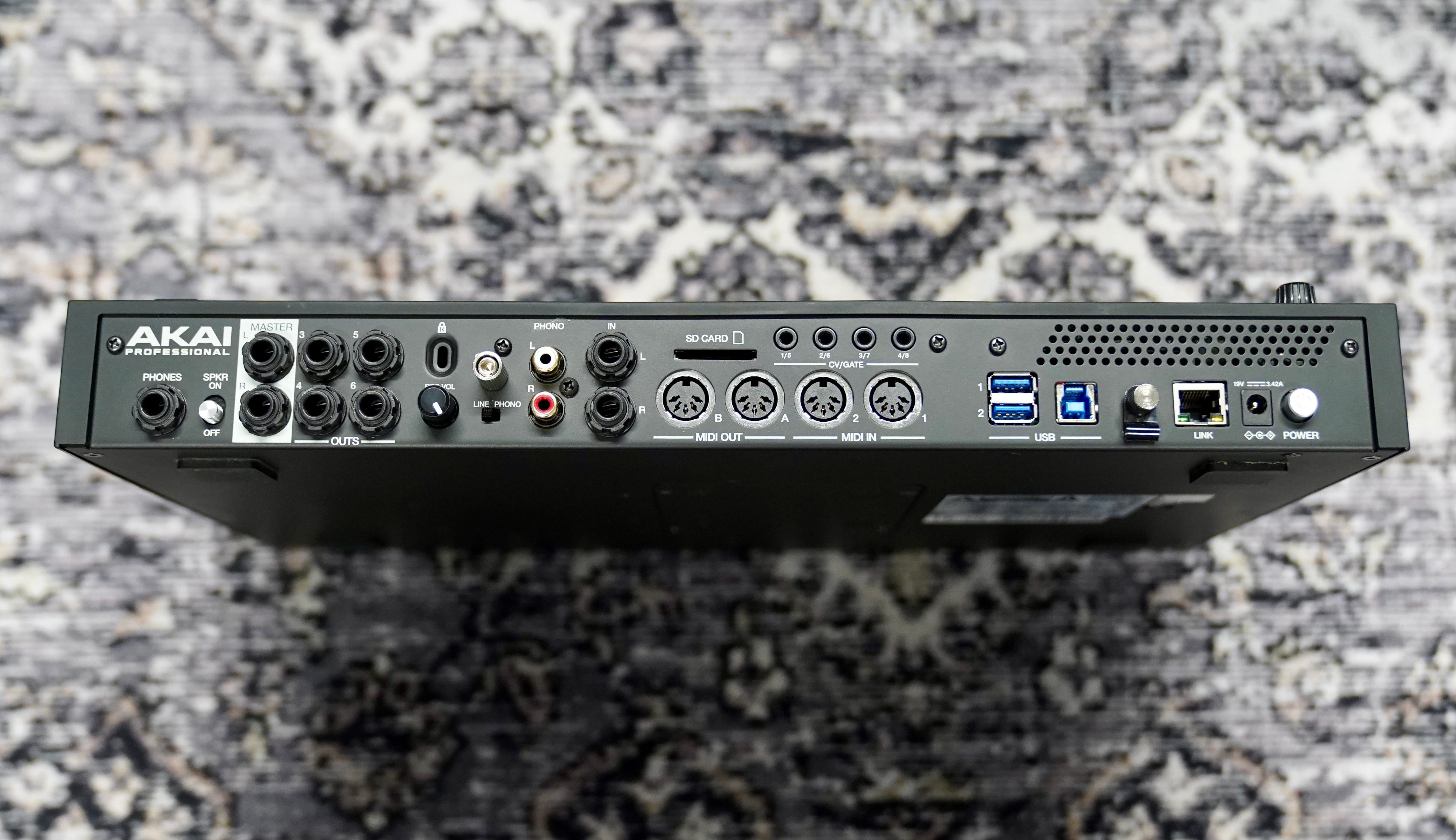 Akai MPC Live II