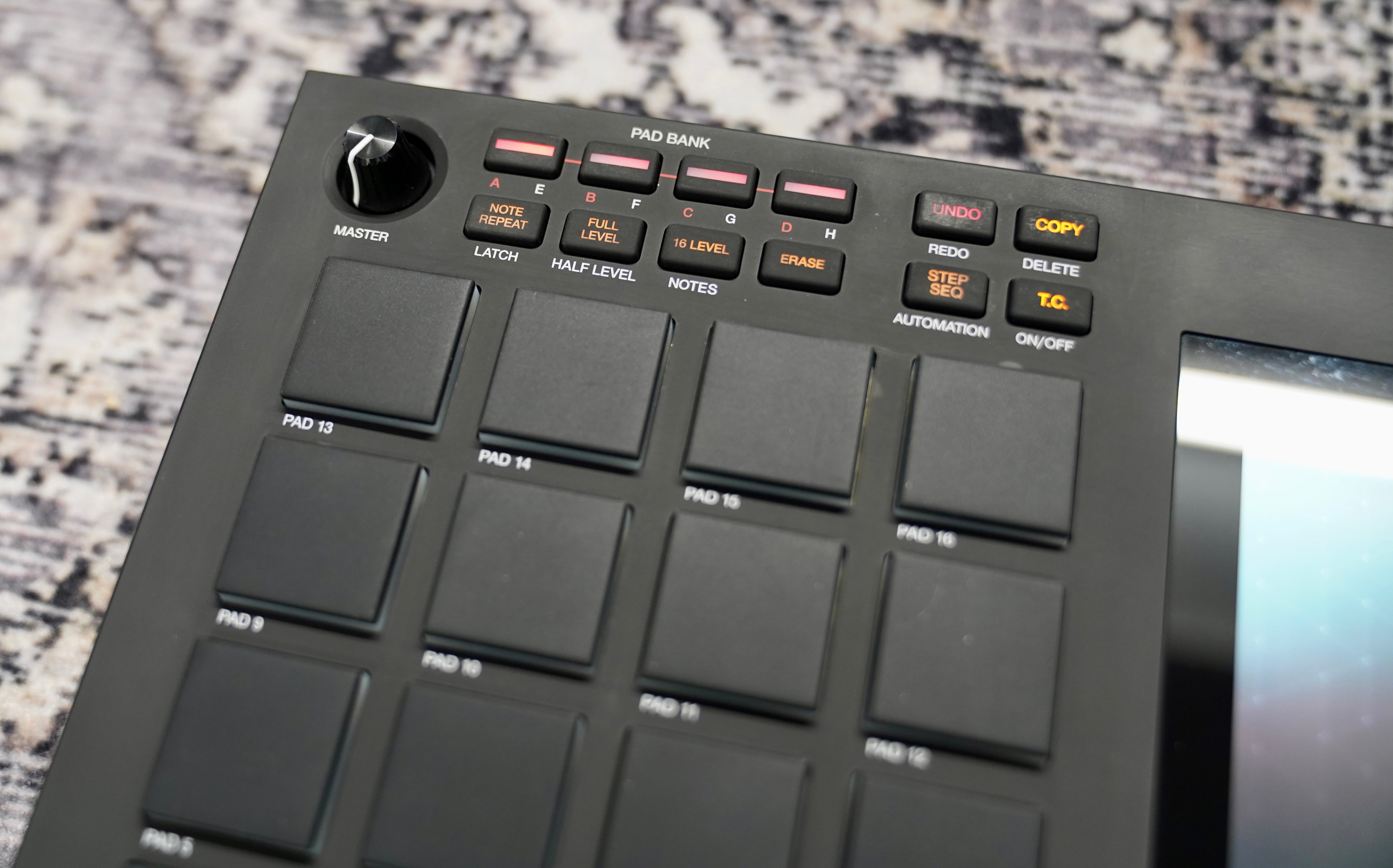 Akai MPC Live II