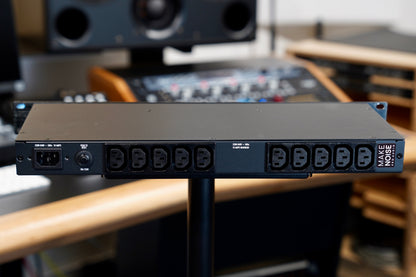 Furman M-10Lx-E Power Conditioner