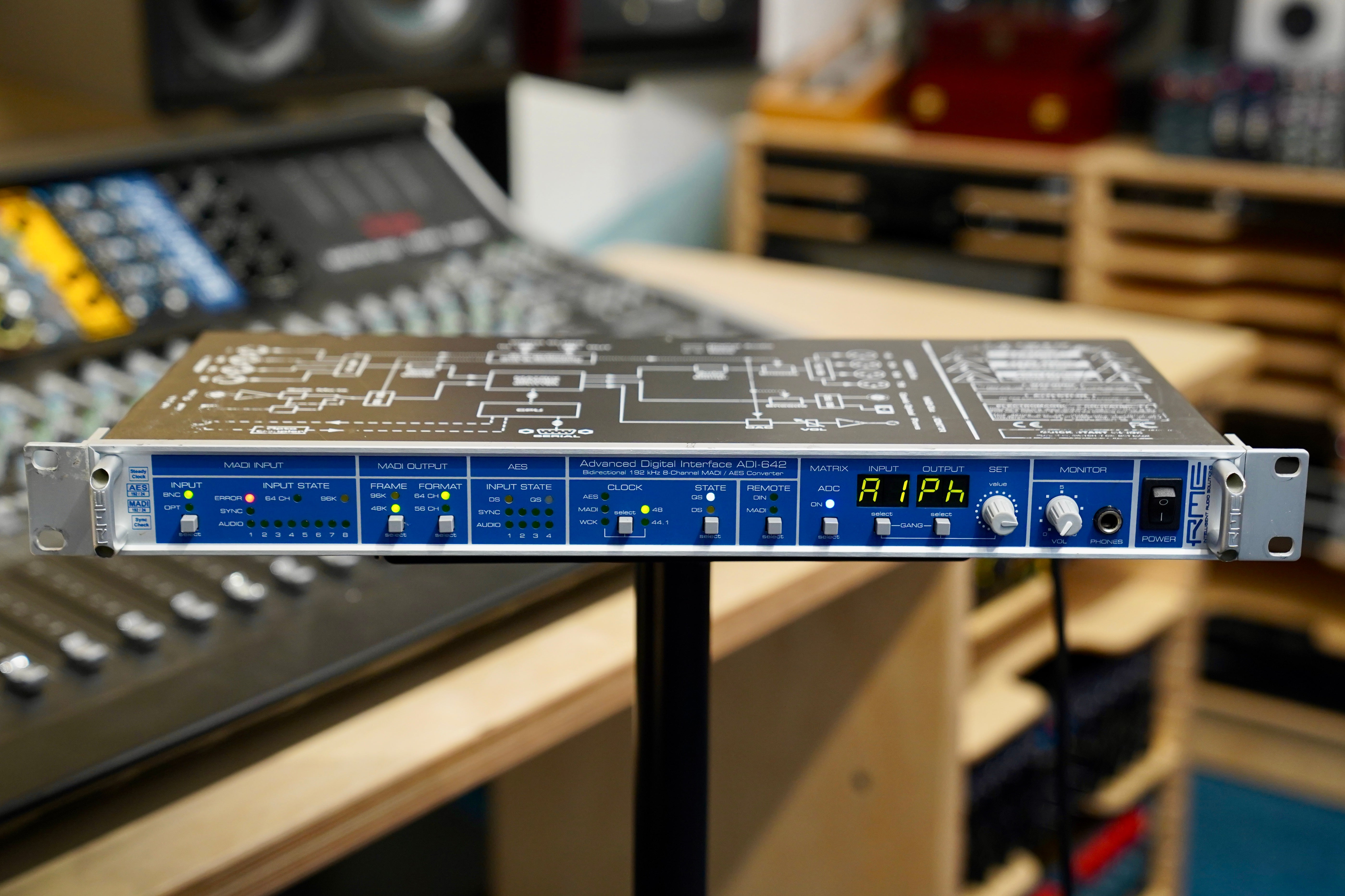 RME ADI-642 MADI / AES Digital Format Converter