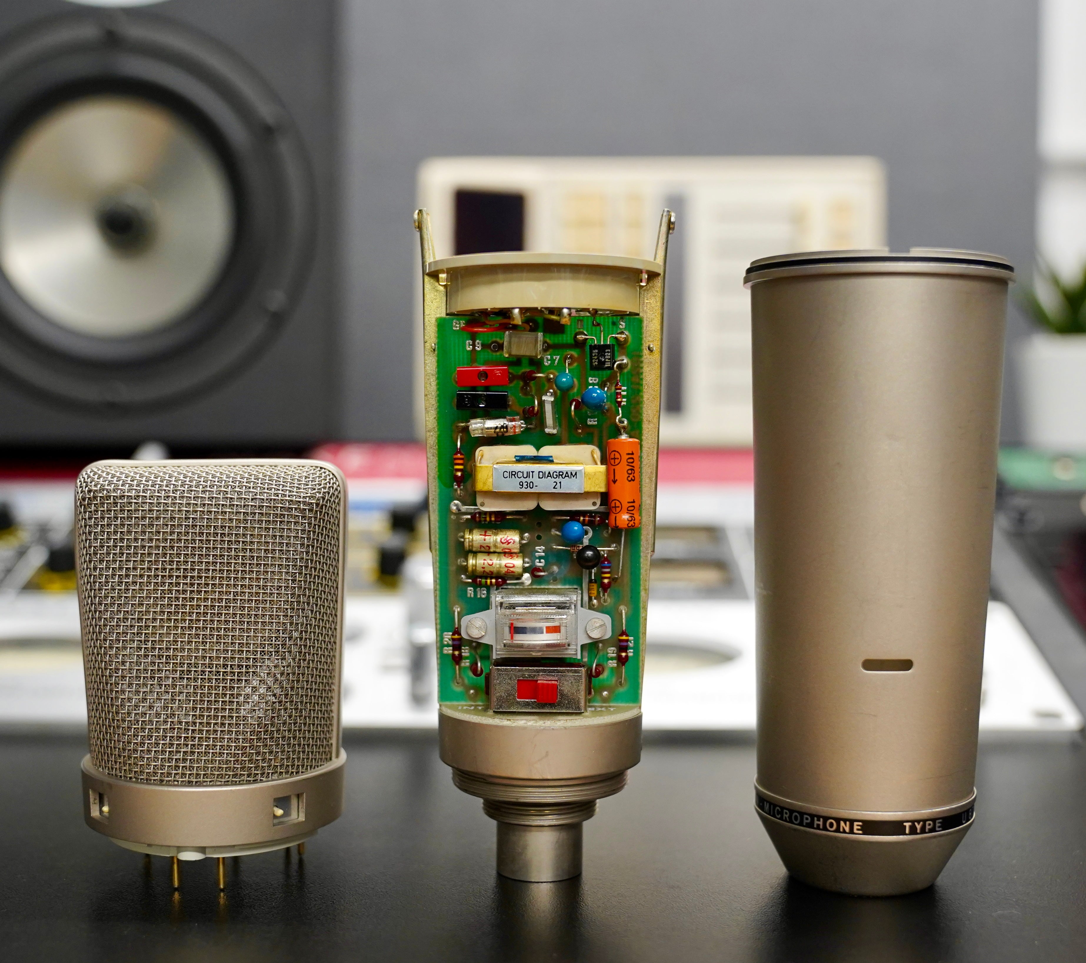 Neumann U87 (1979)