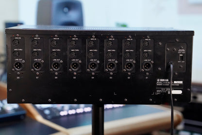 Yamaha TX816 MIDI Rack