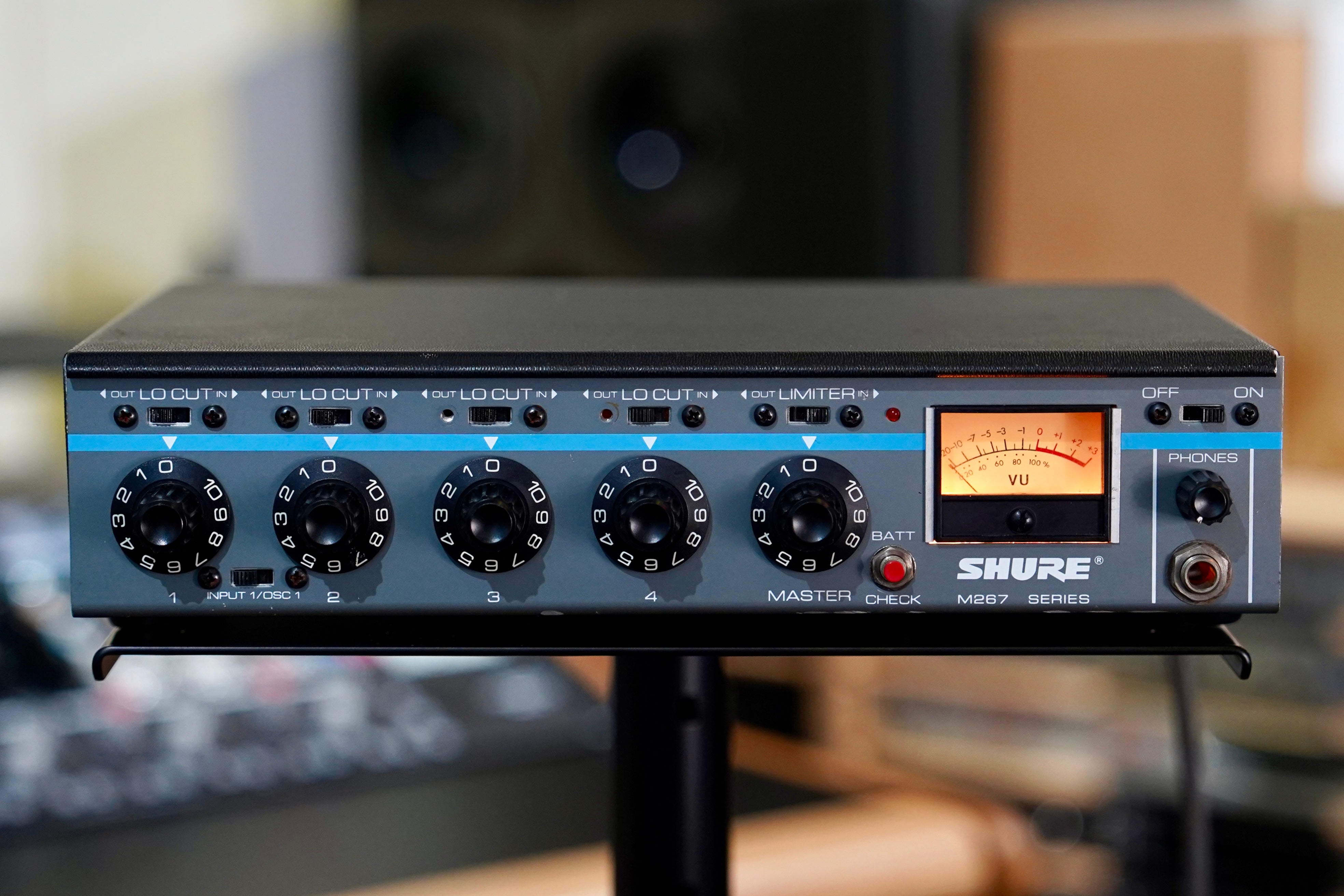 Shure M267 Mixer