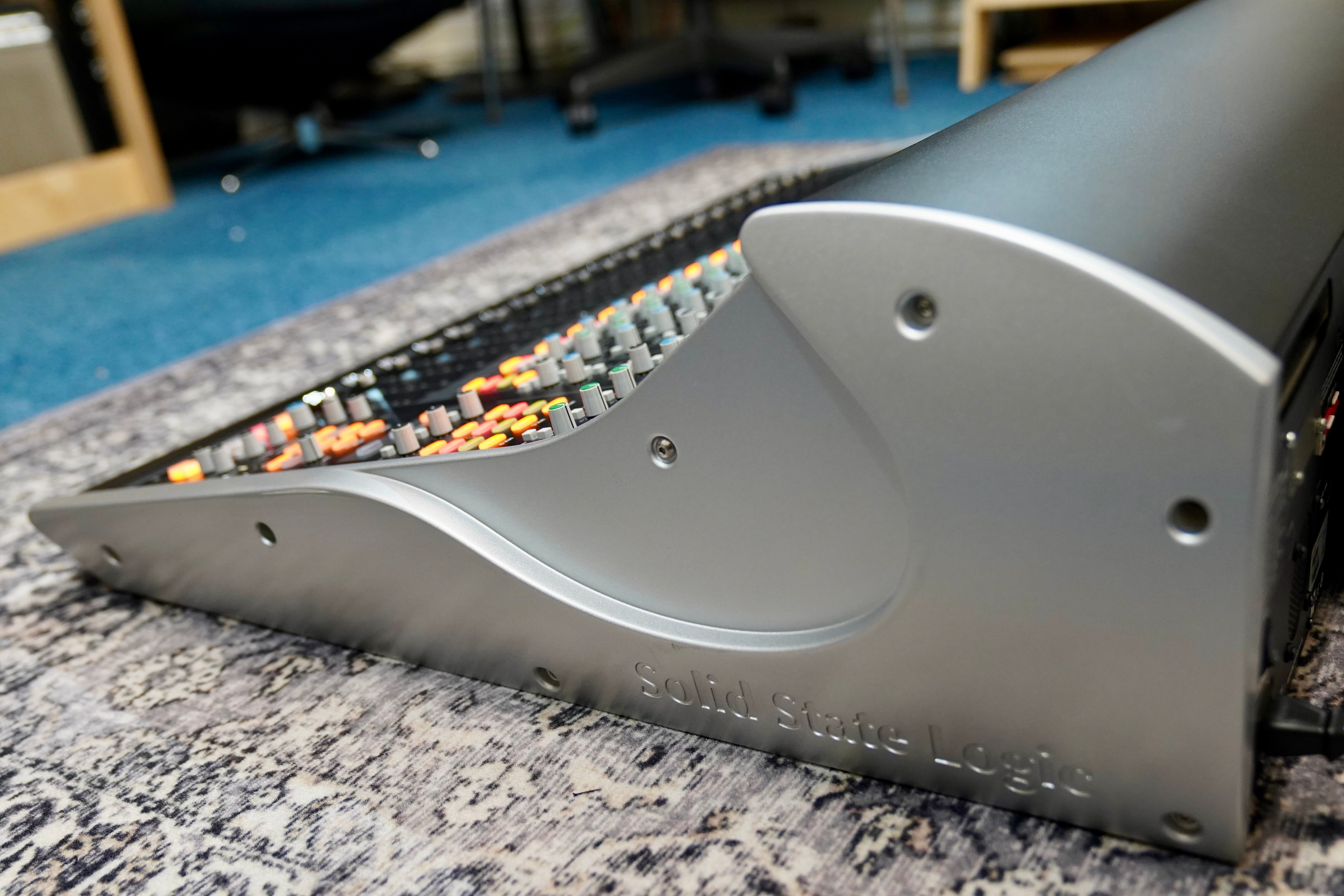 Solid State Logic XL-Desk