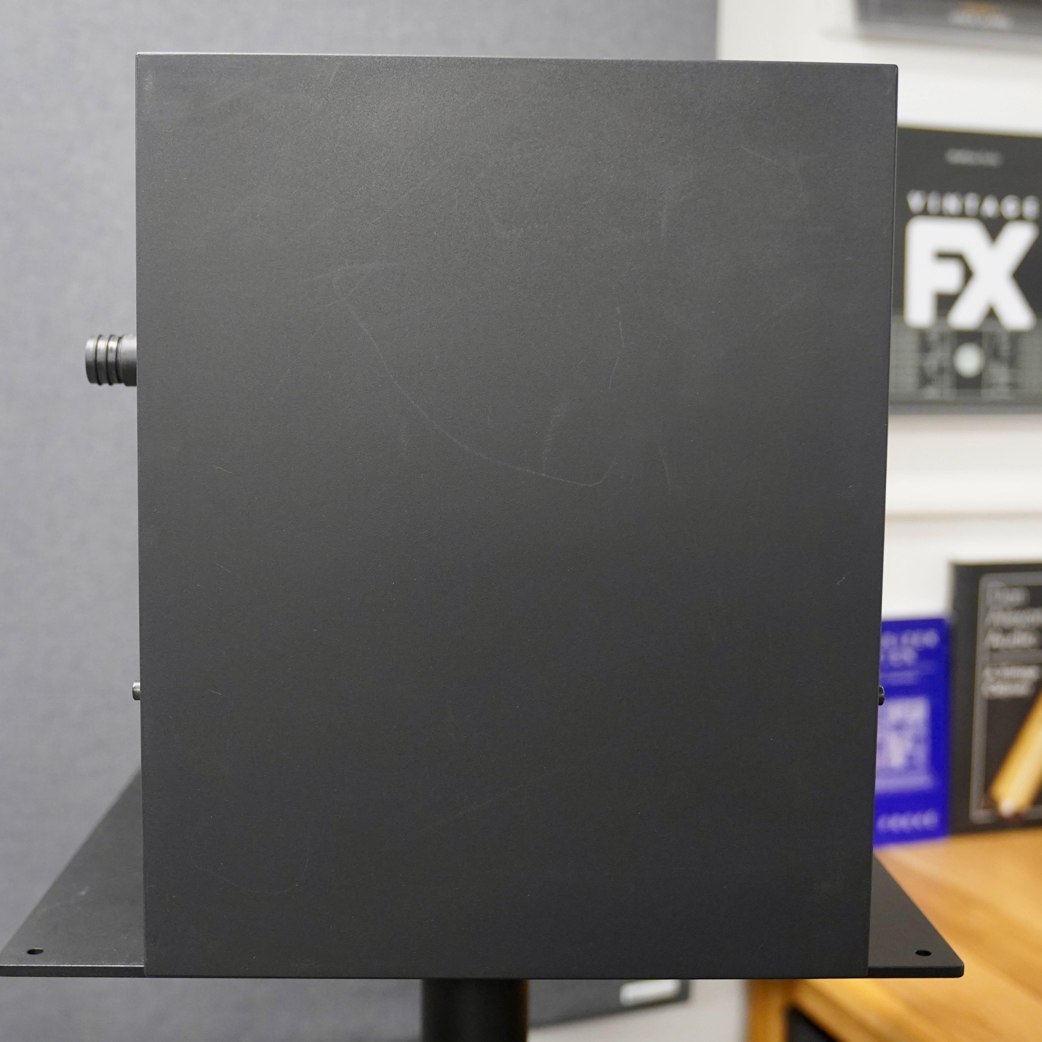 Amphion One18 (Pair) w/ Amp100