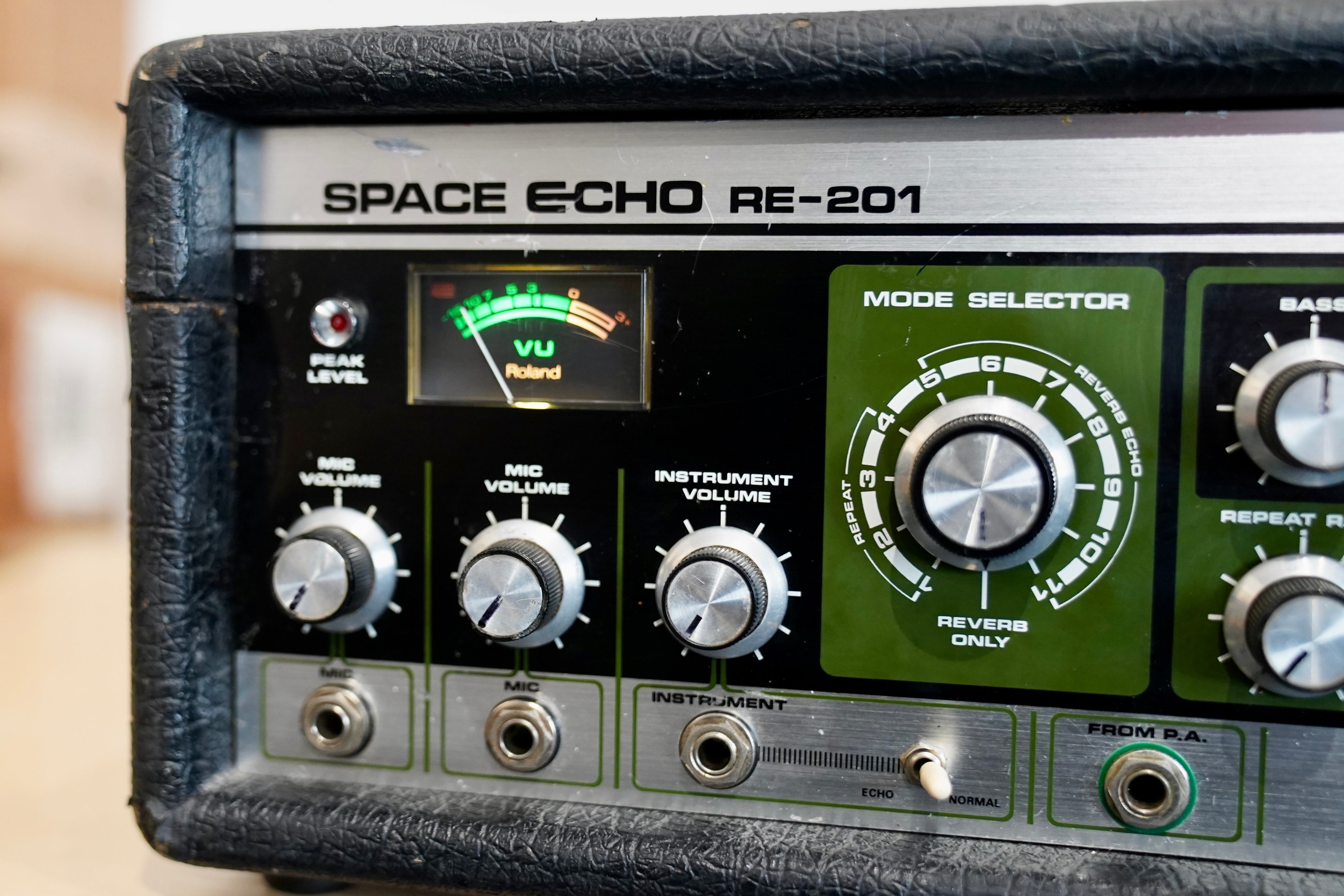 Roland RE–201 Space Echo