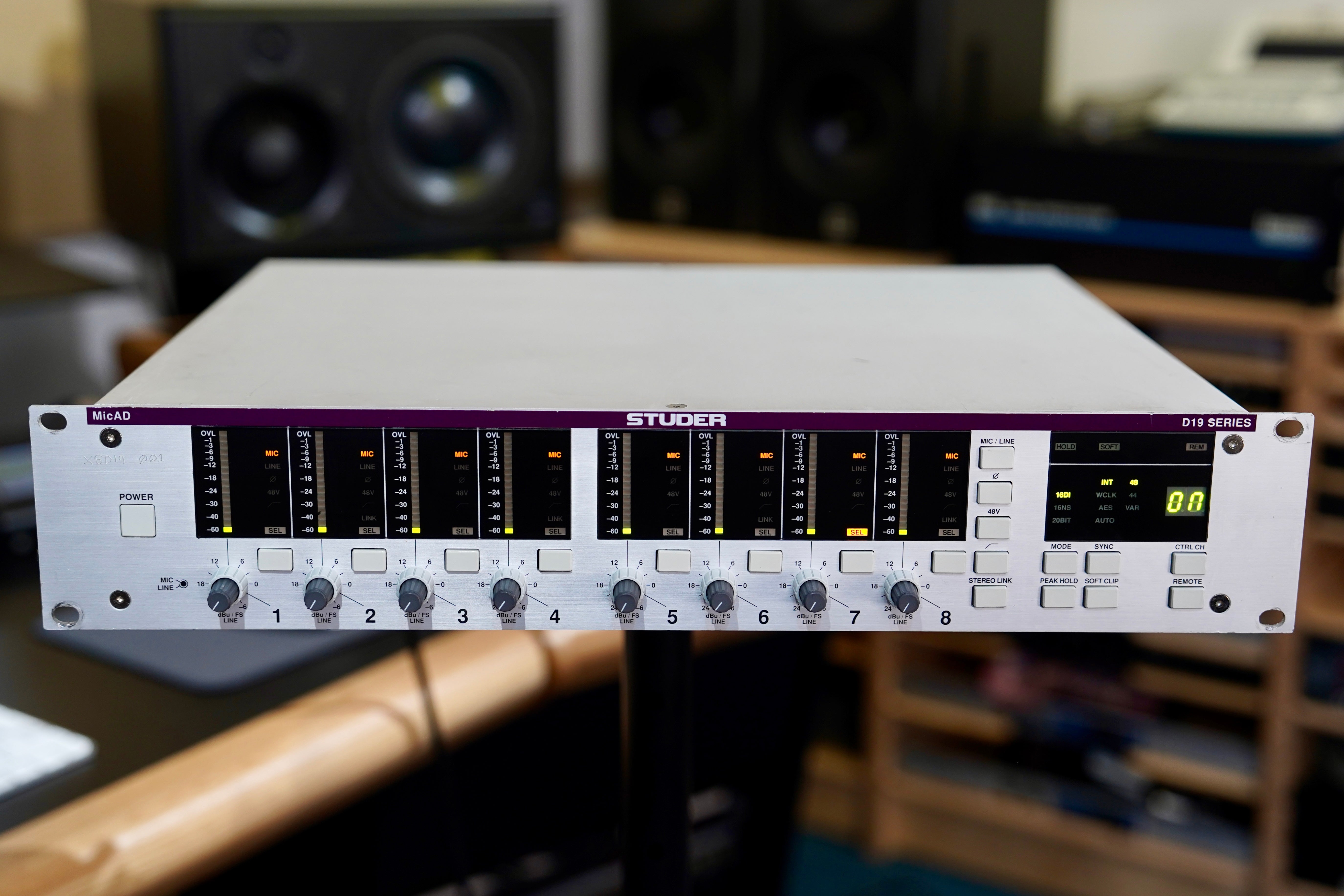Studer MicAD D19