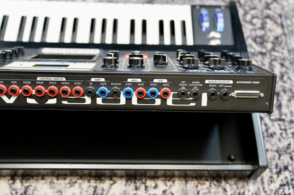 Moog Voyager Electric Blue Edition