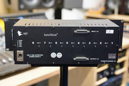 API 500-8P 500 Series Chassis