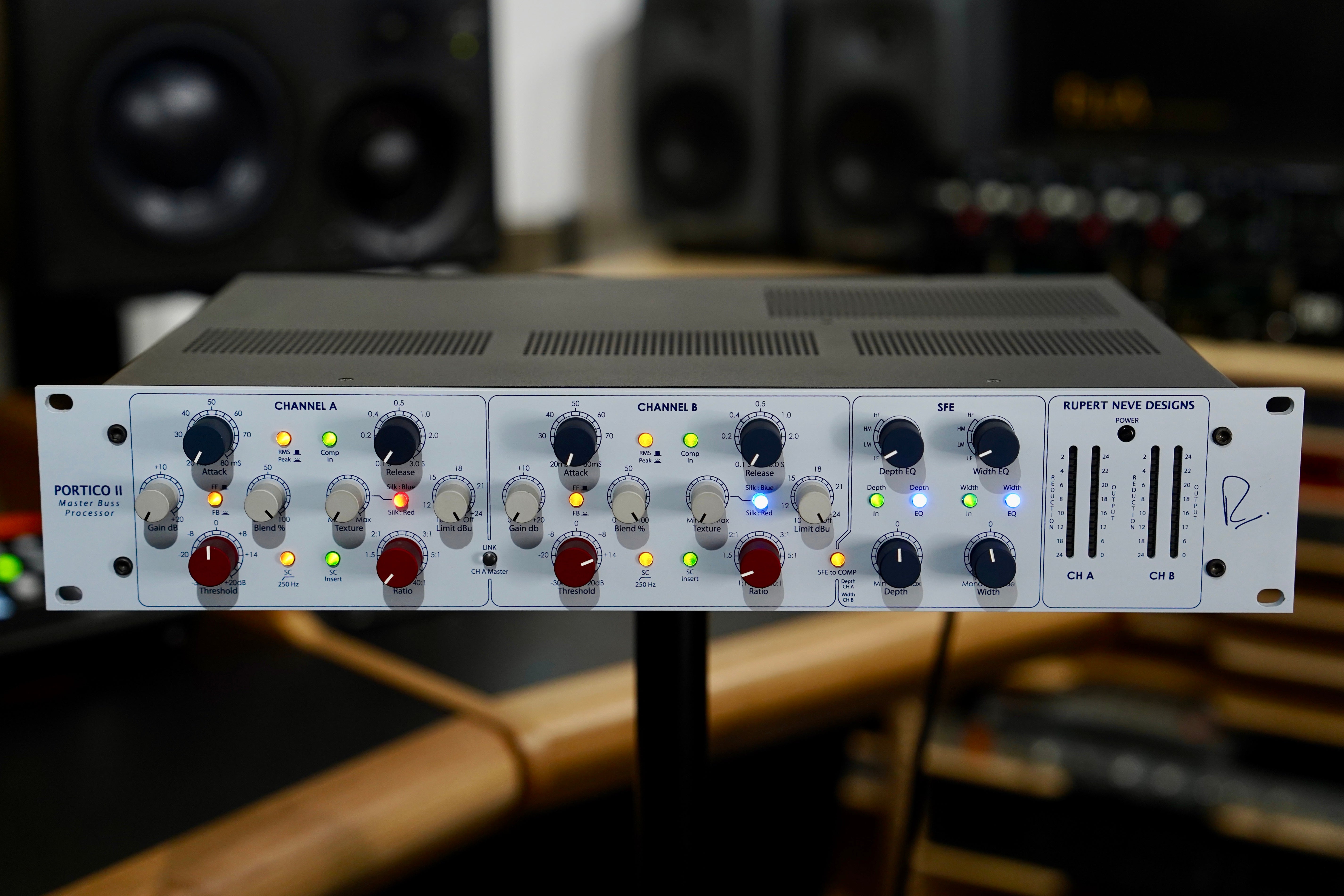 Rupert Neve Designs Portico II Master Buss Processor