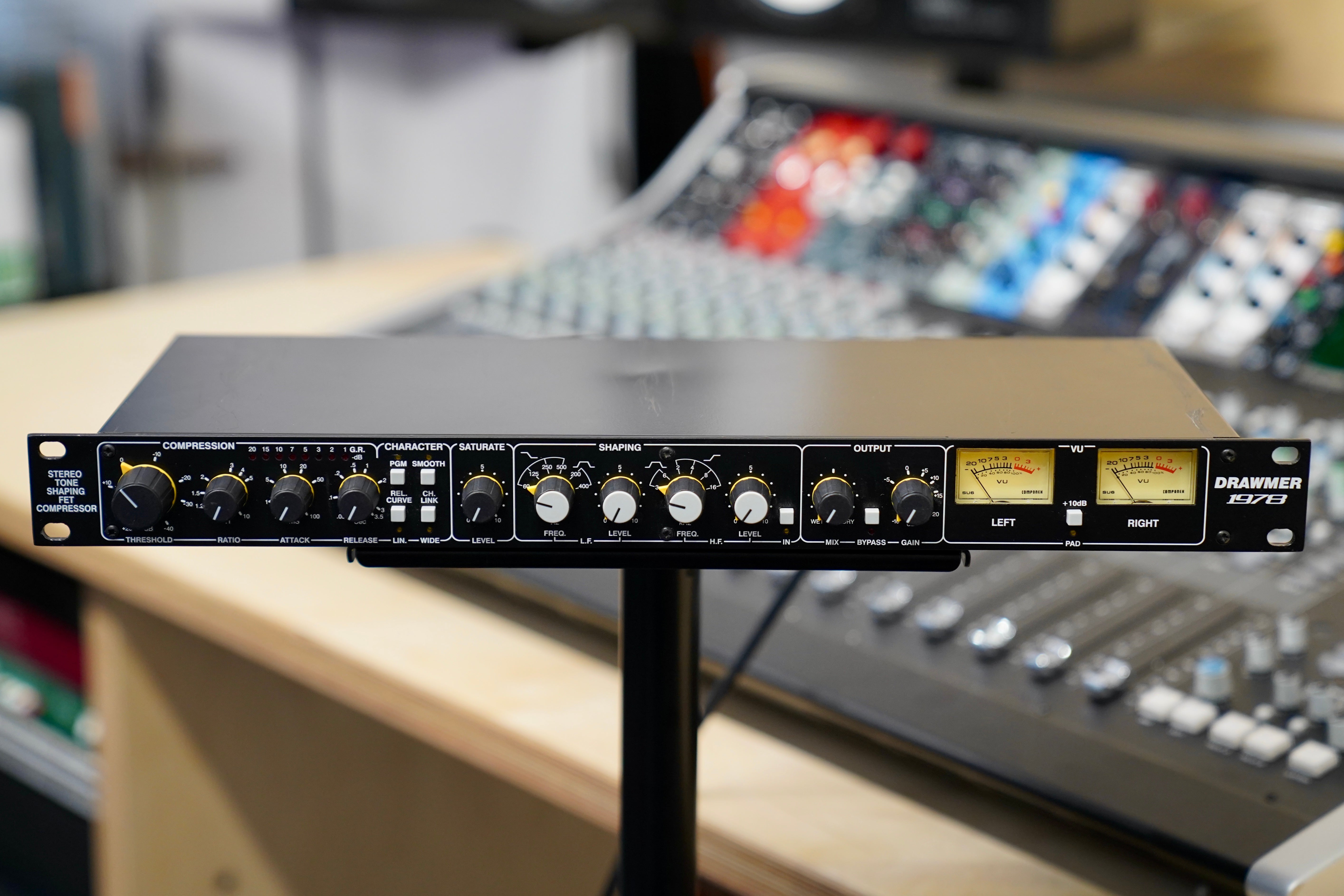 Drawmer 1978 Stereo Tone Shaping FET Compressor