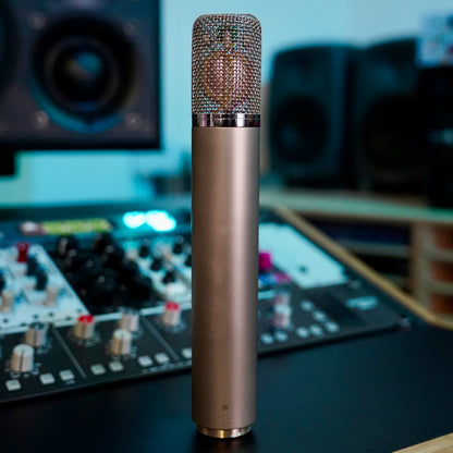 Flea Microphones 12