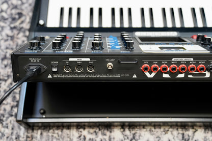 Moog Voyager Electric Blue Edition