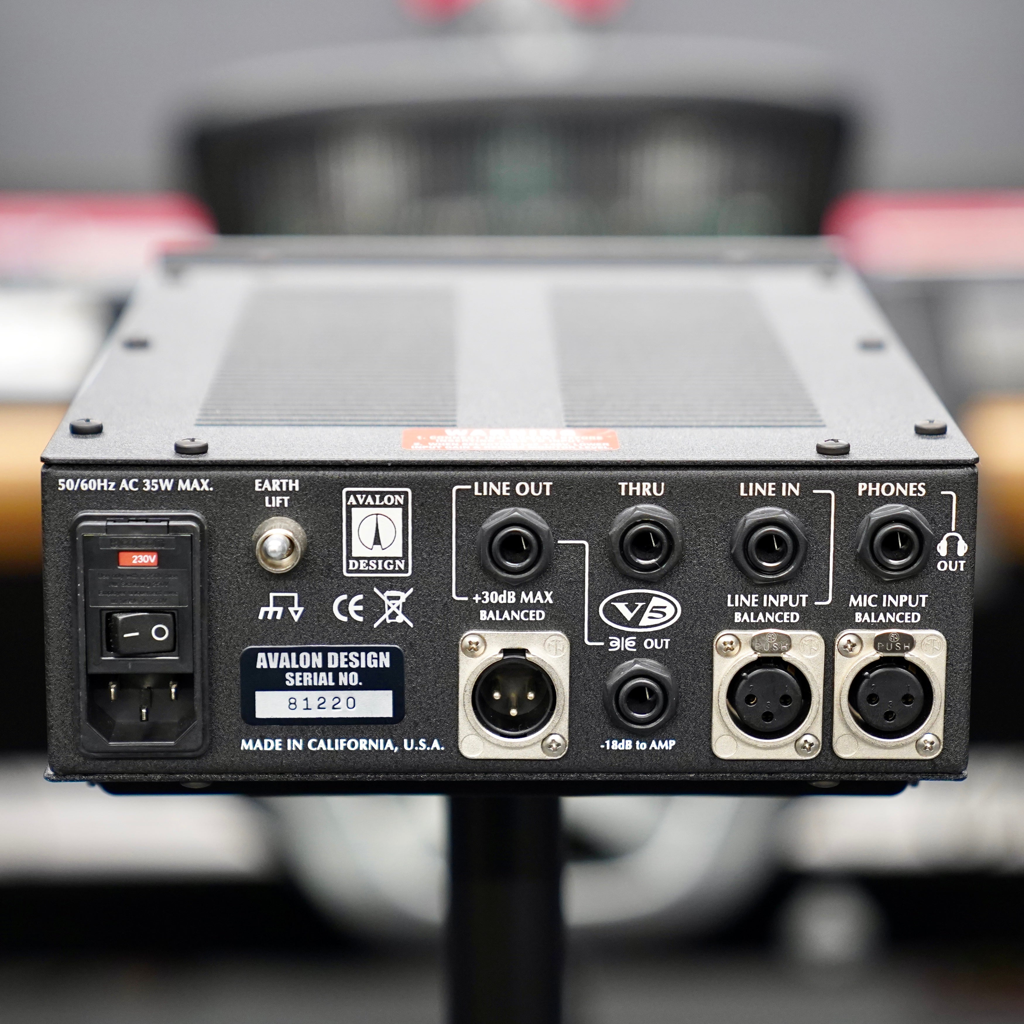 Avalon V5 DI-Re-Preamplifier