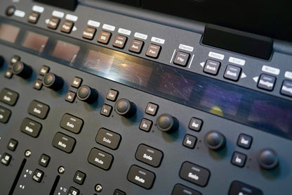 Avid S1 Controller