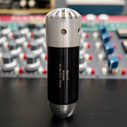 Pearl RD-34 Dynamic Microphone