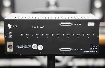 API 500-8P 500 Series Chassis