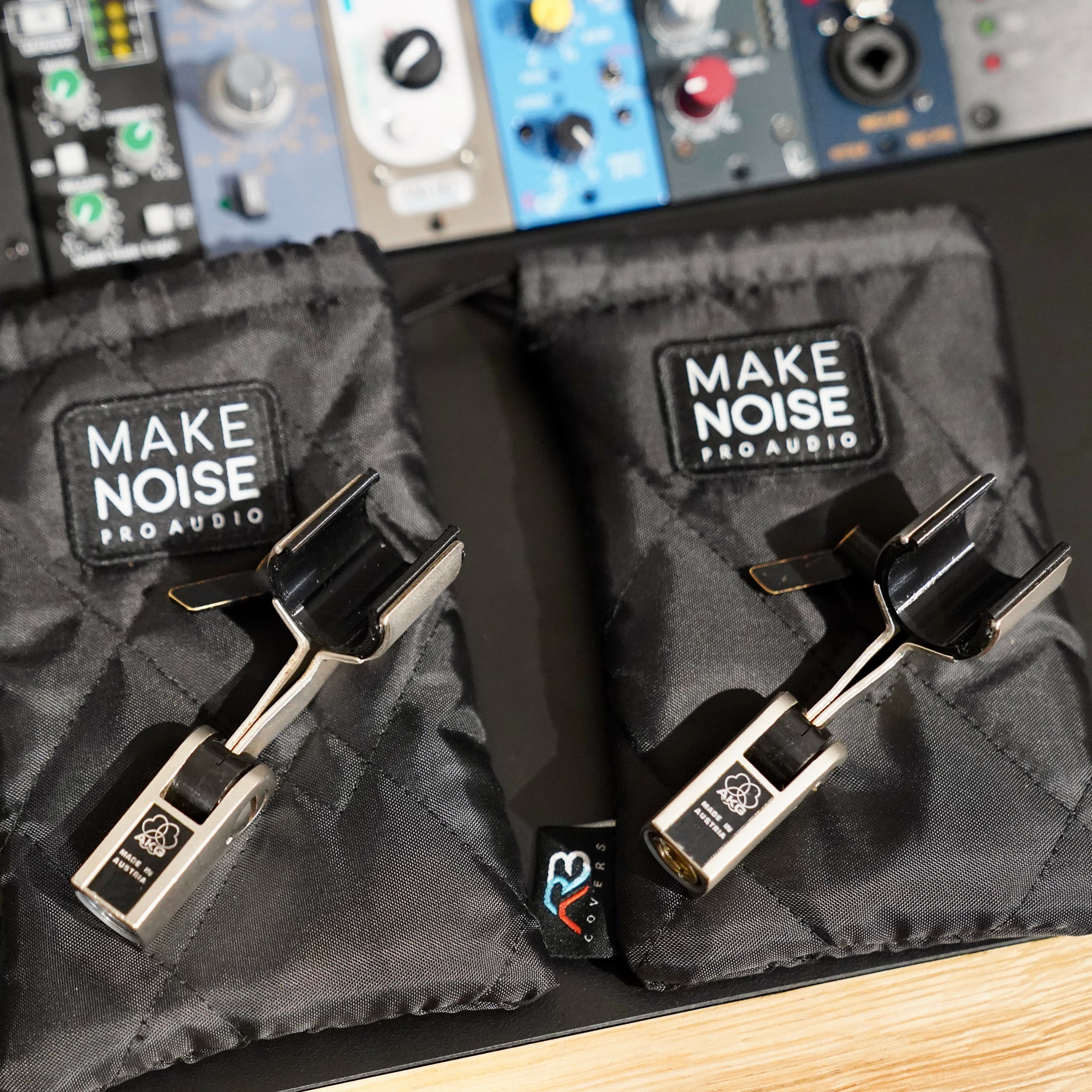 AKG C414 EB (Pair)