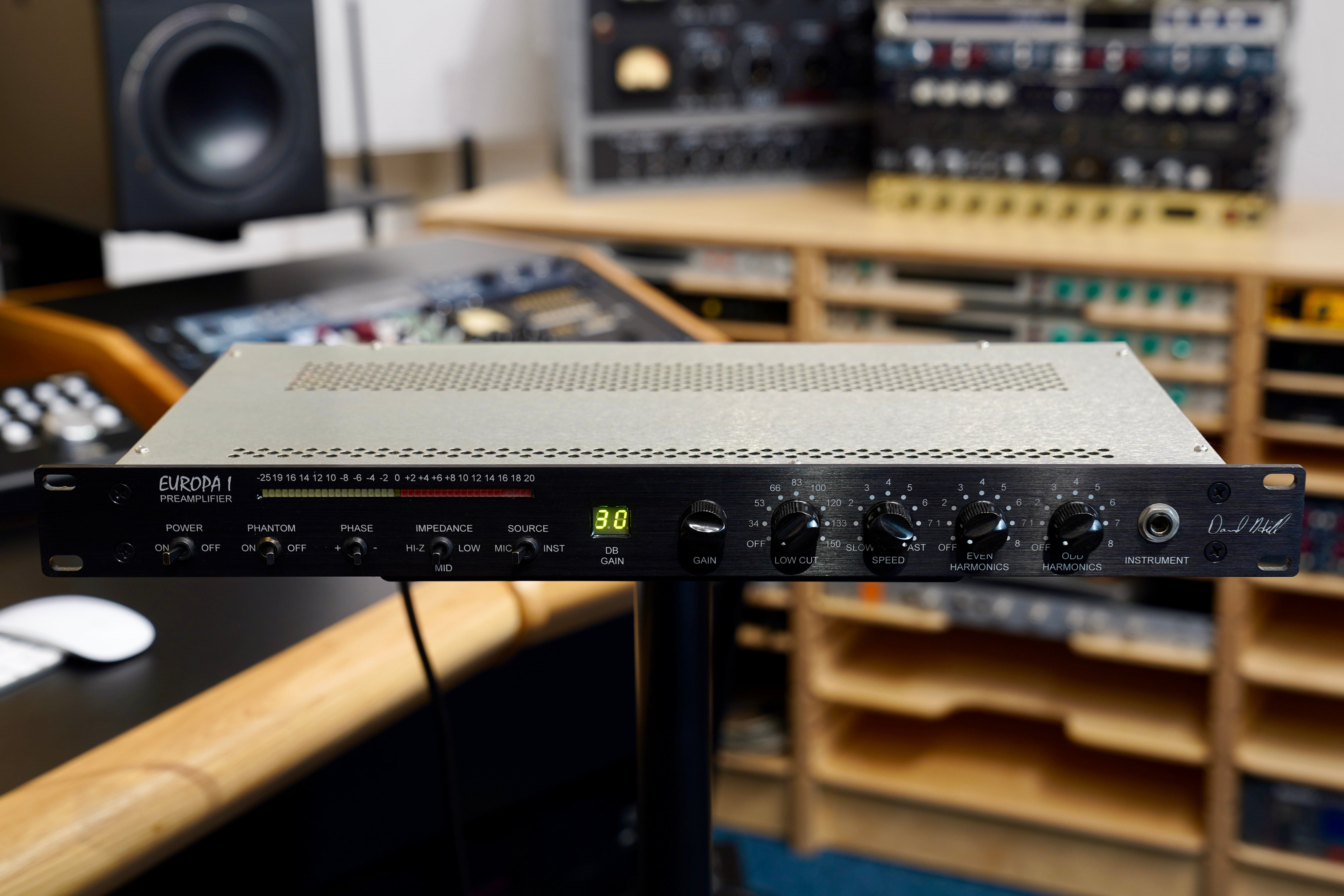 Dave Hill Designs Europa 1