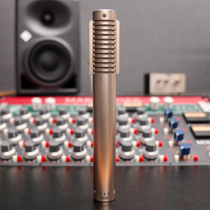 Royer R-122