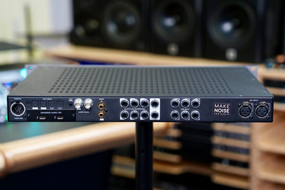 Universal Audio Apollo X6 Thunderbolt 3 Audio Interface
