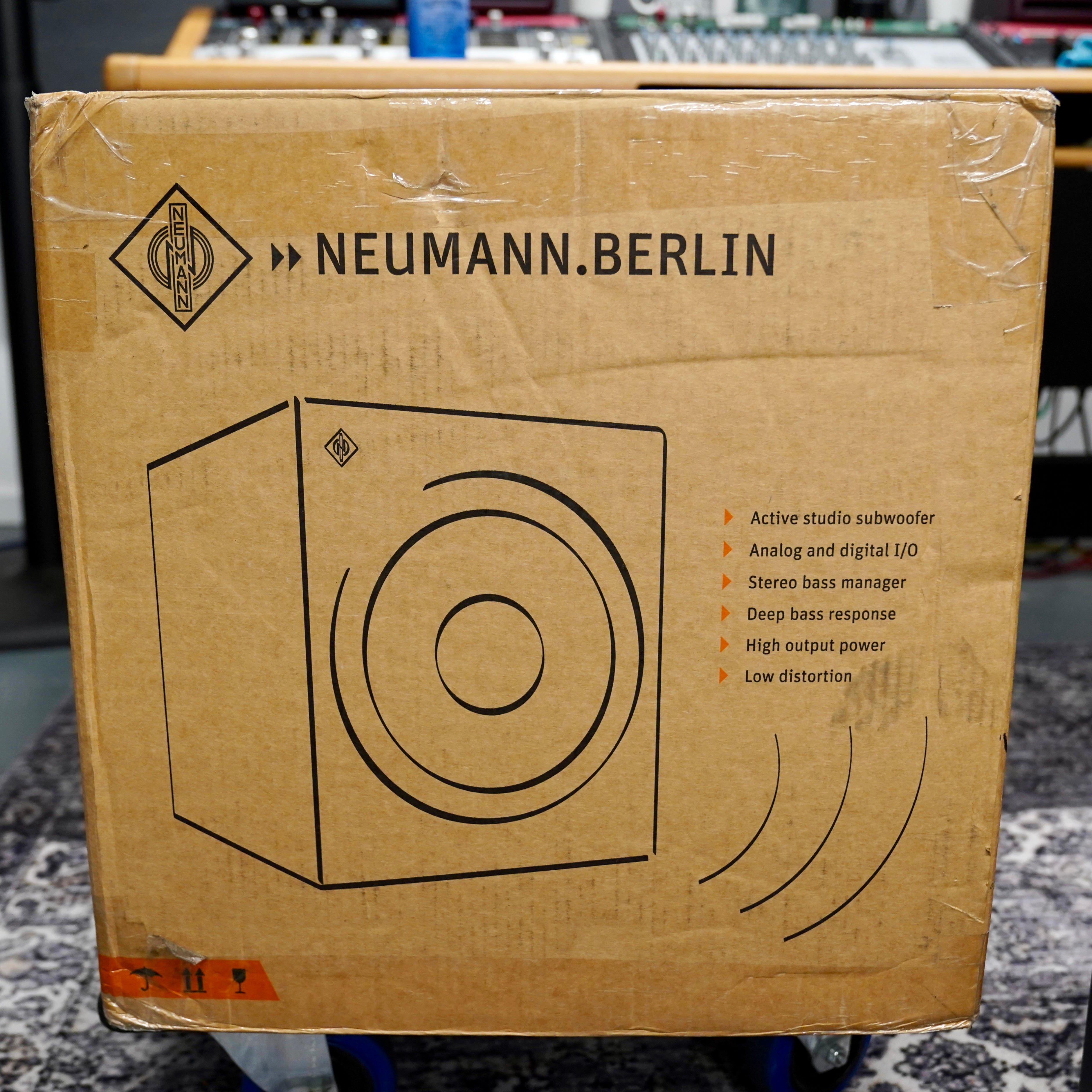 Neumann KH 750 DSP