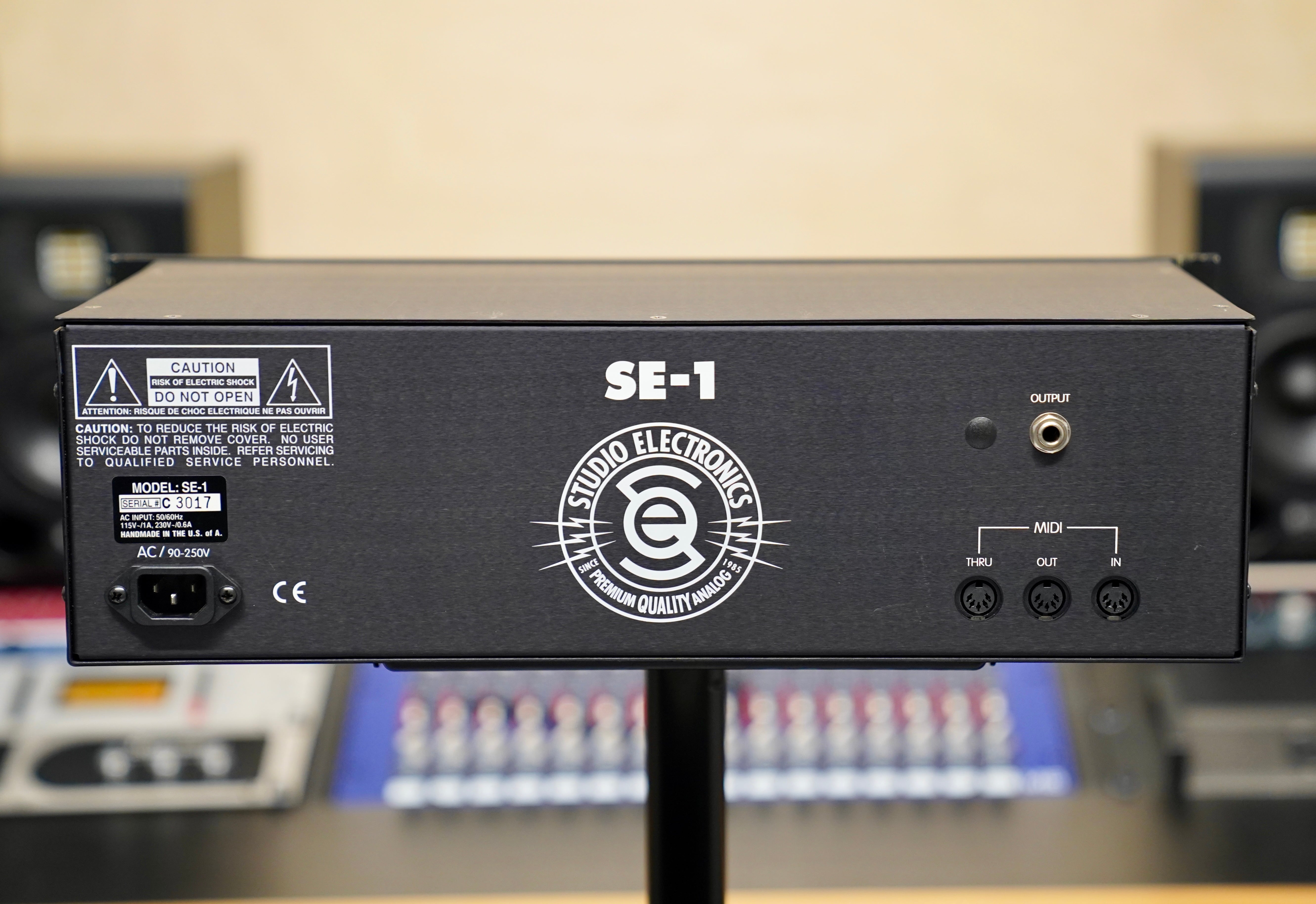 Studio Electronics SE-1