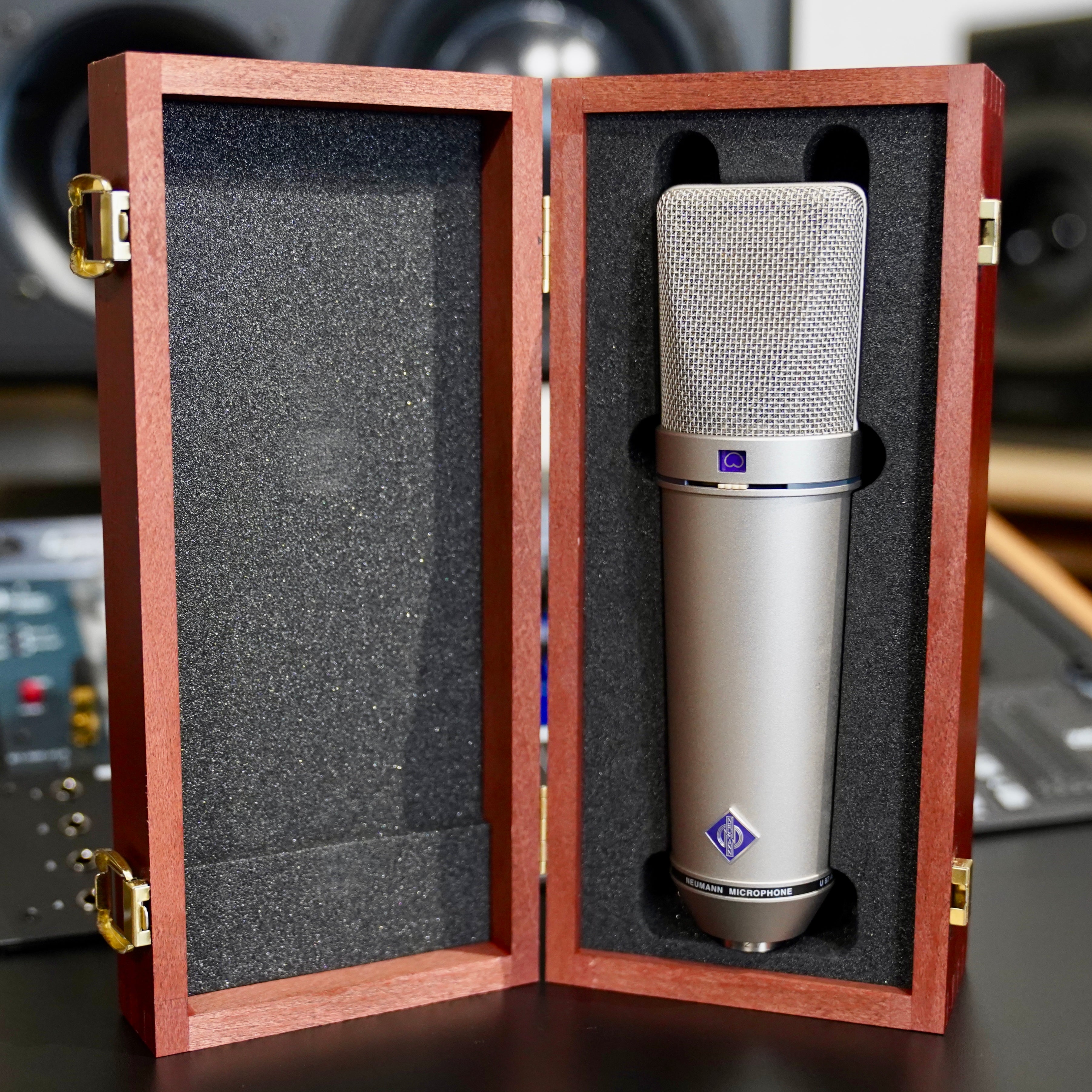 Neumann U87 Ai Studio Set