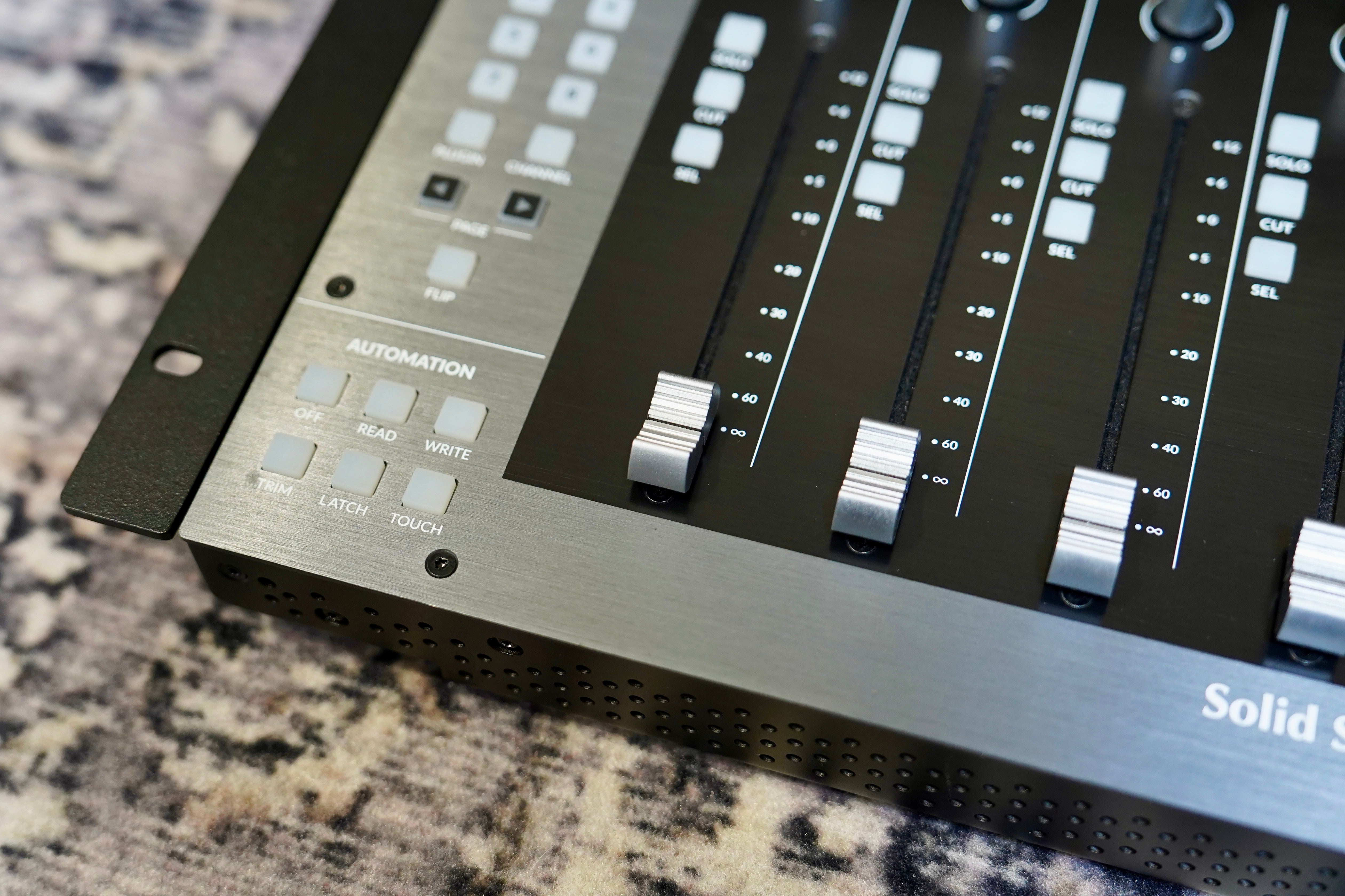 Solid State Logic UF8