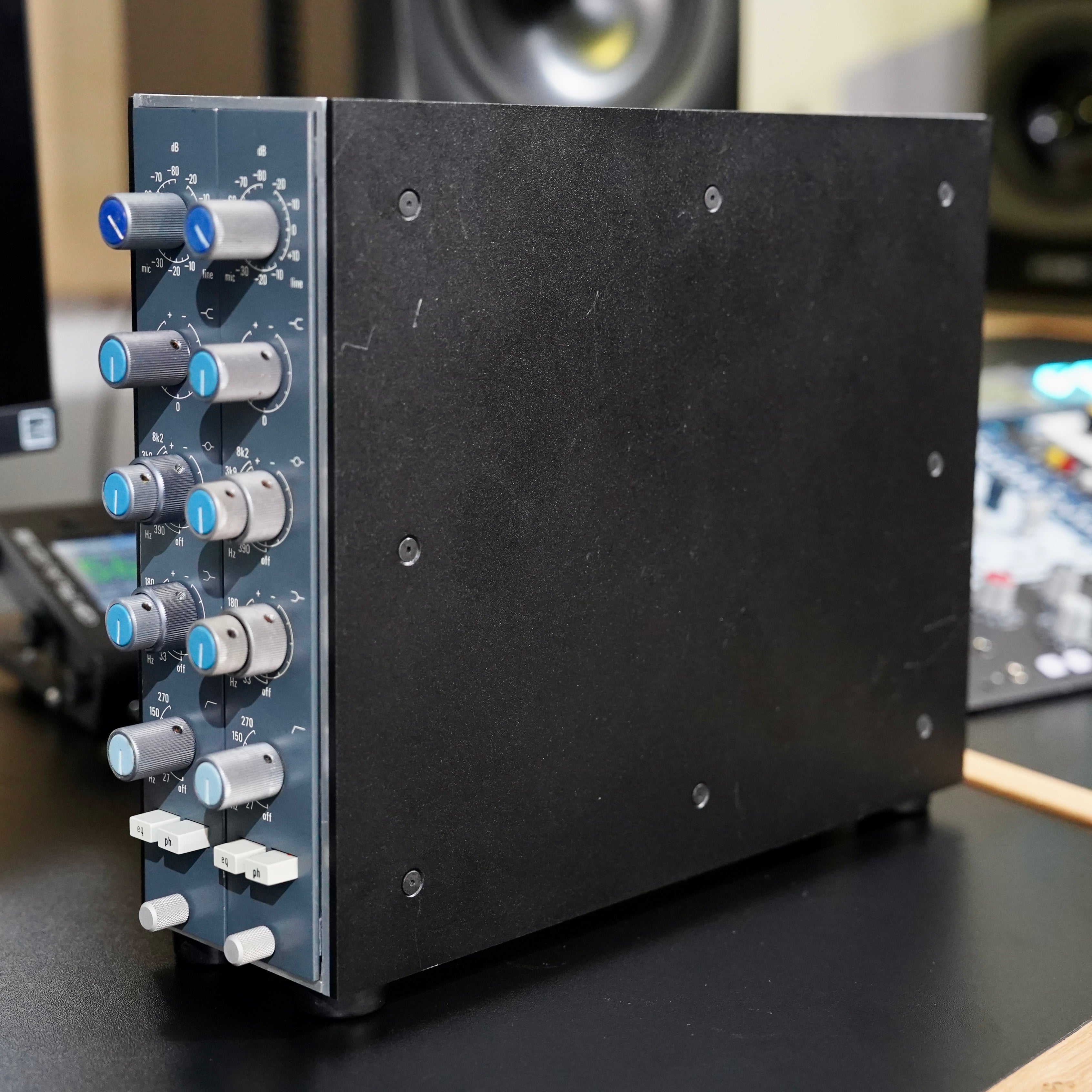 Neve 33115 Racked Pair