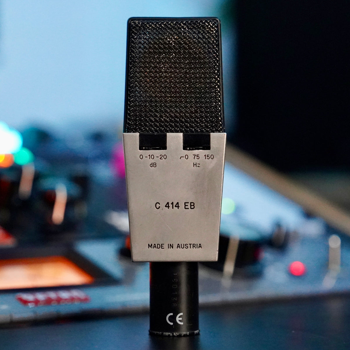 AKG C414 EB