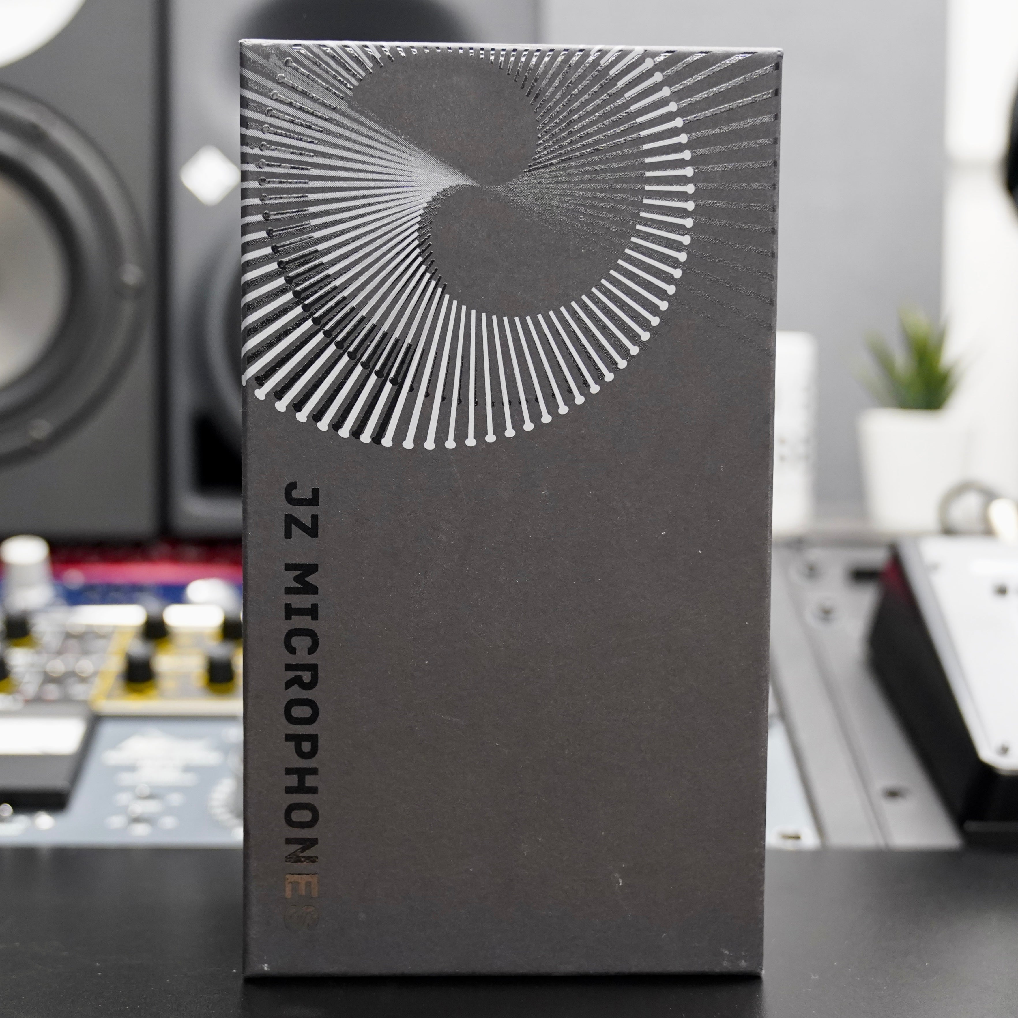 JZ Microphones V67