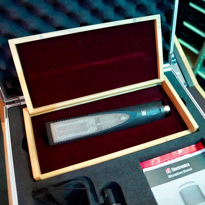 sE Electronics RNR1 Ribbon Microphone