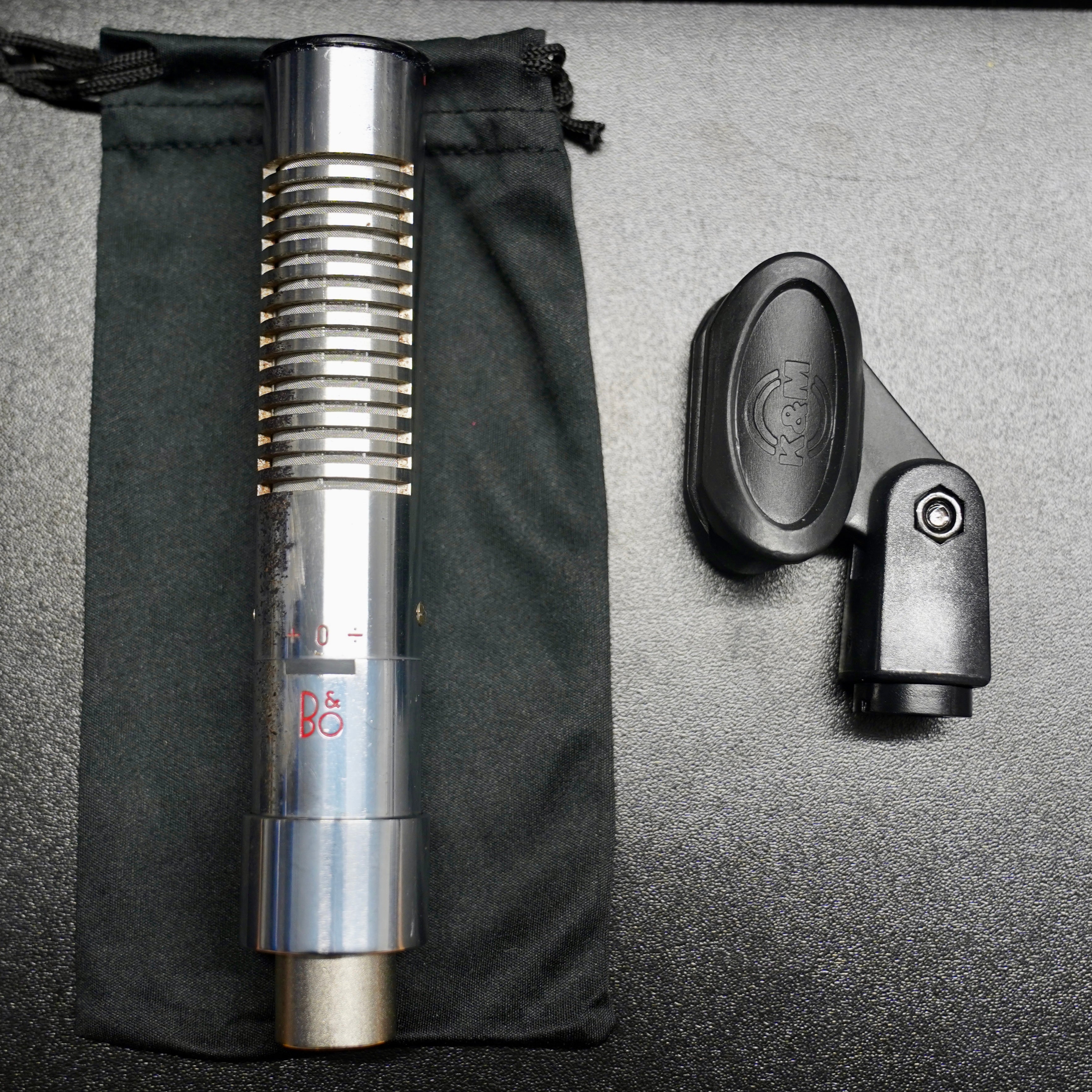 Bang & Olufsen B&O BM6 Ribbon Microphone