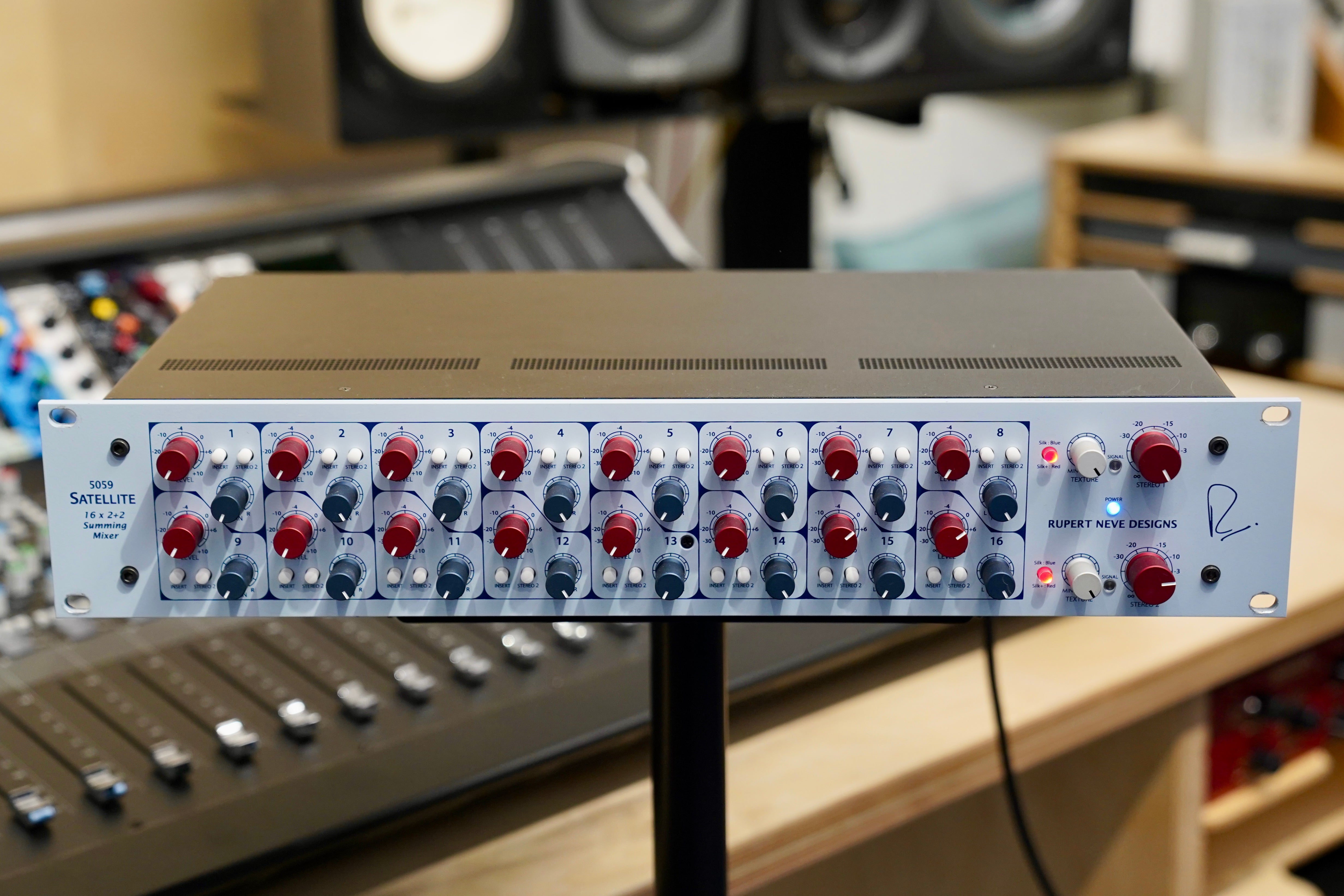 Rupert Neve 5059 Satellite Summing Mixer