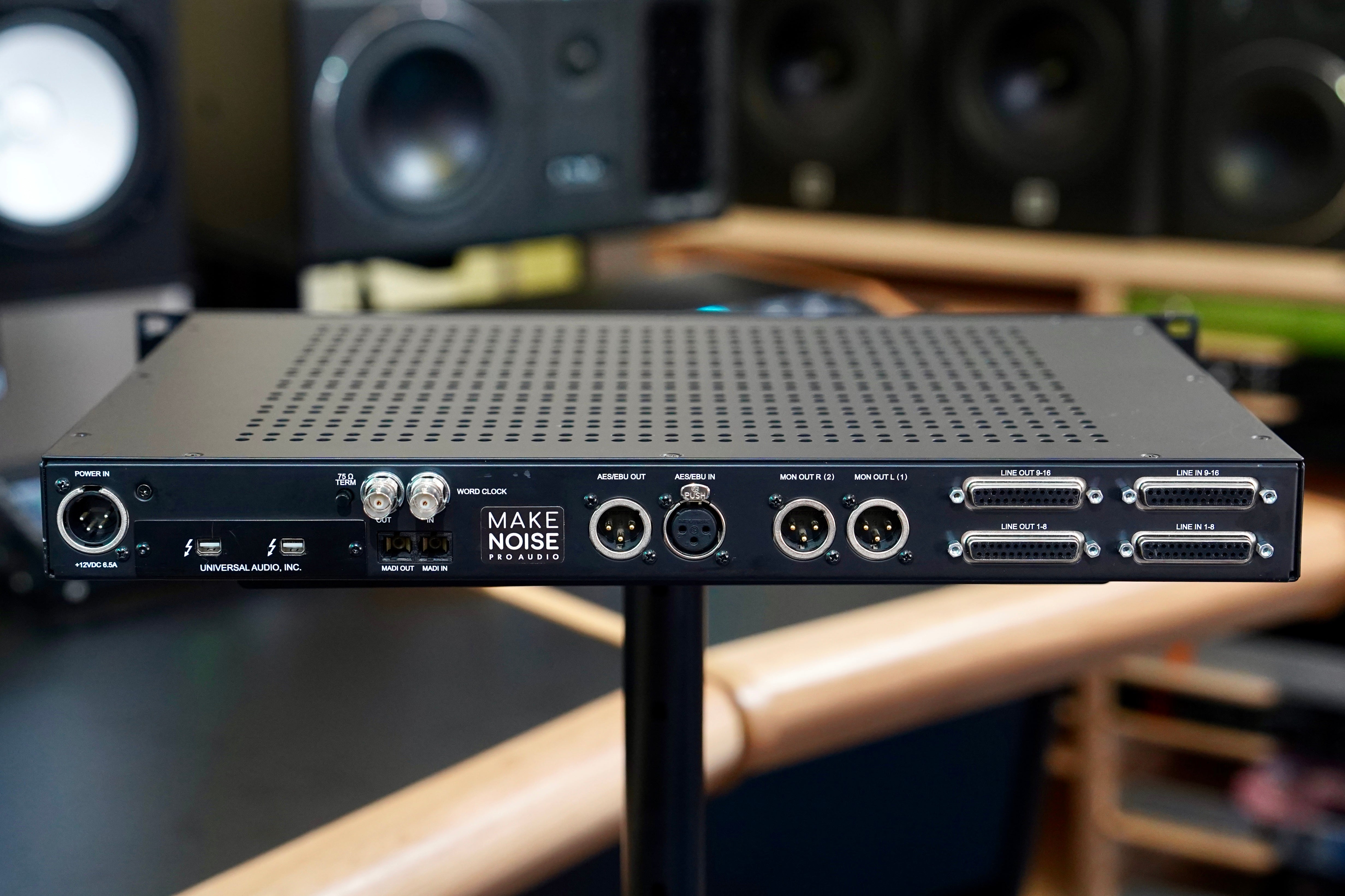 Universal Audio Apollo 16 MKII Quad