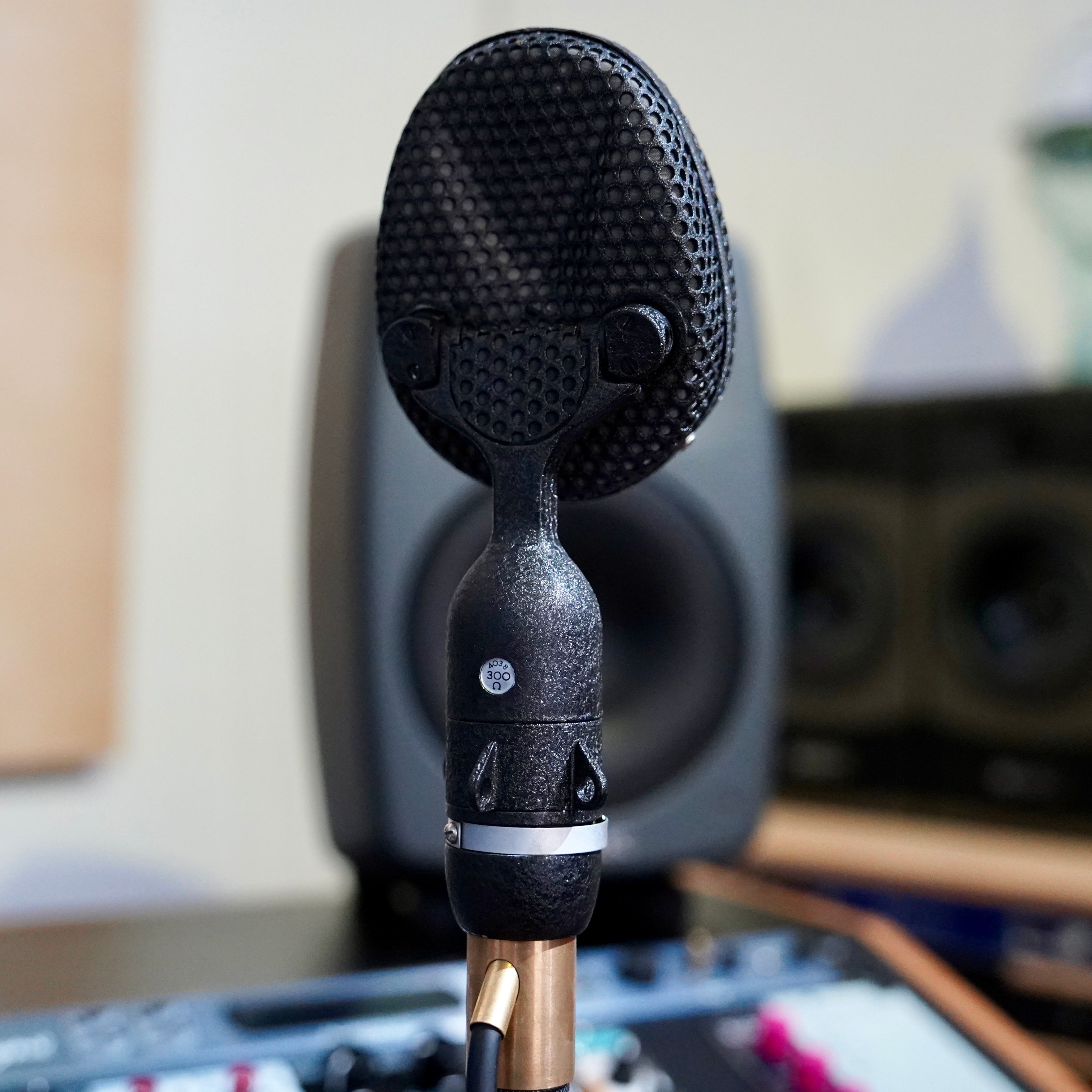 Coles 4038 Ribbon Microphone