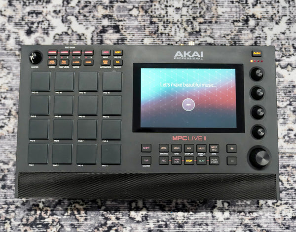 新品同様　AKAI MPC LIVEⅡ Akai Professional MPC Live II Standalone Production System