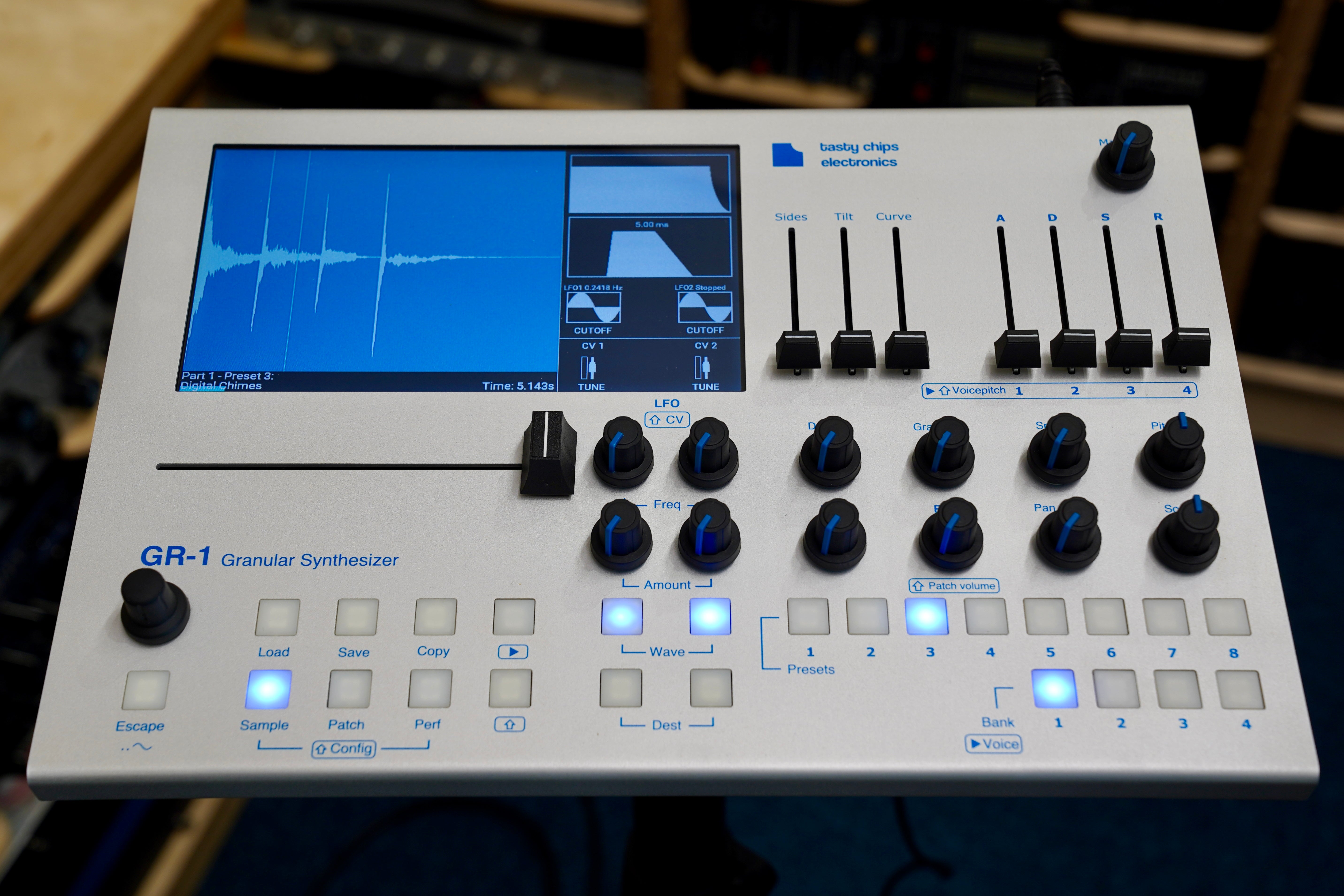 Tasty Chips GR-1 Granular Synthesizer – Make Noise Pro Audio