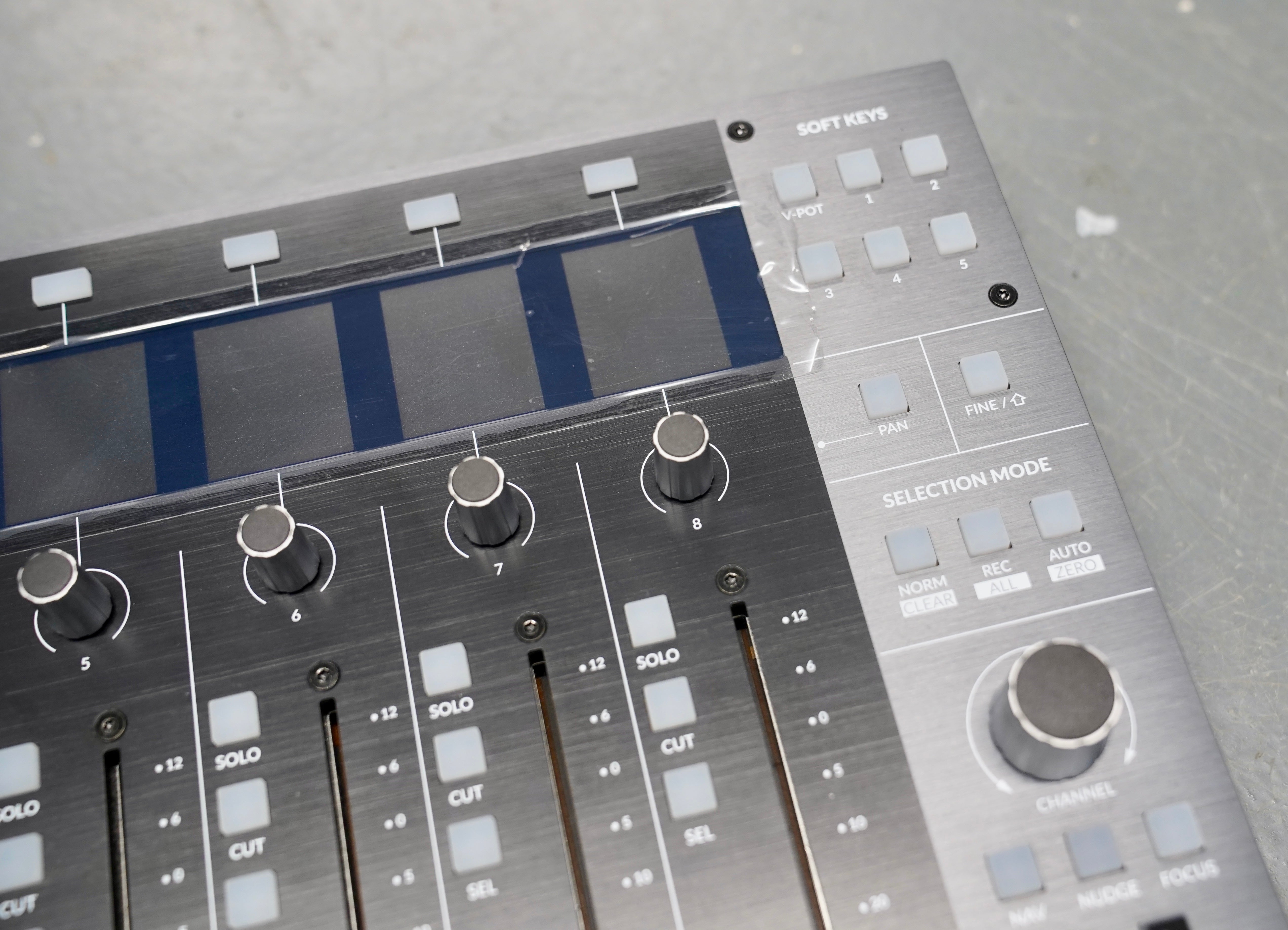 SSL UF8
