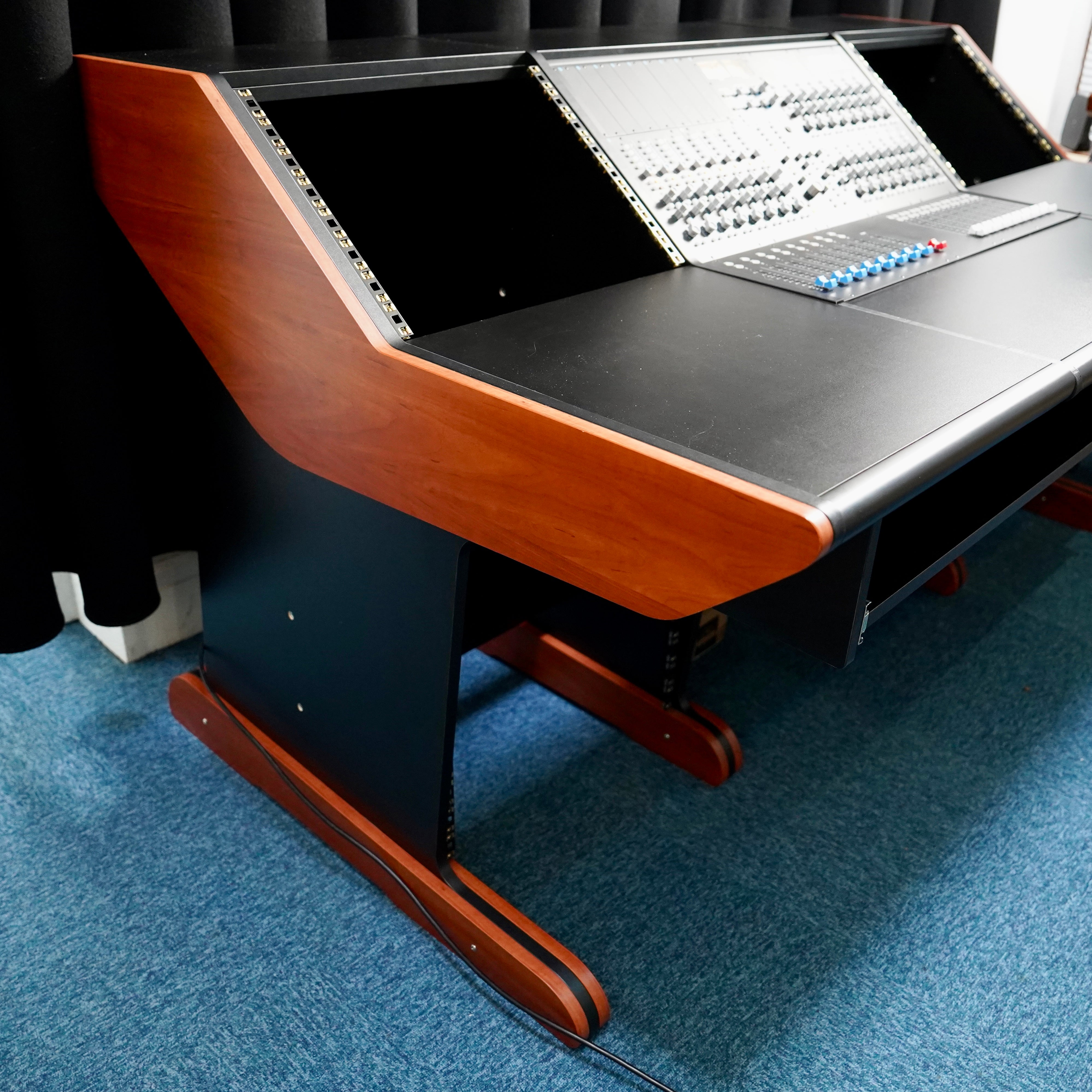 API The Box 2 w/ Buso Desk