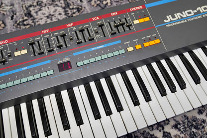 Roland Juno-106 Synthesizer
